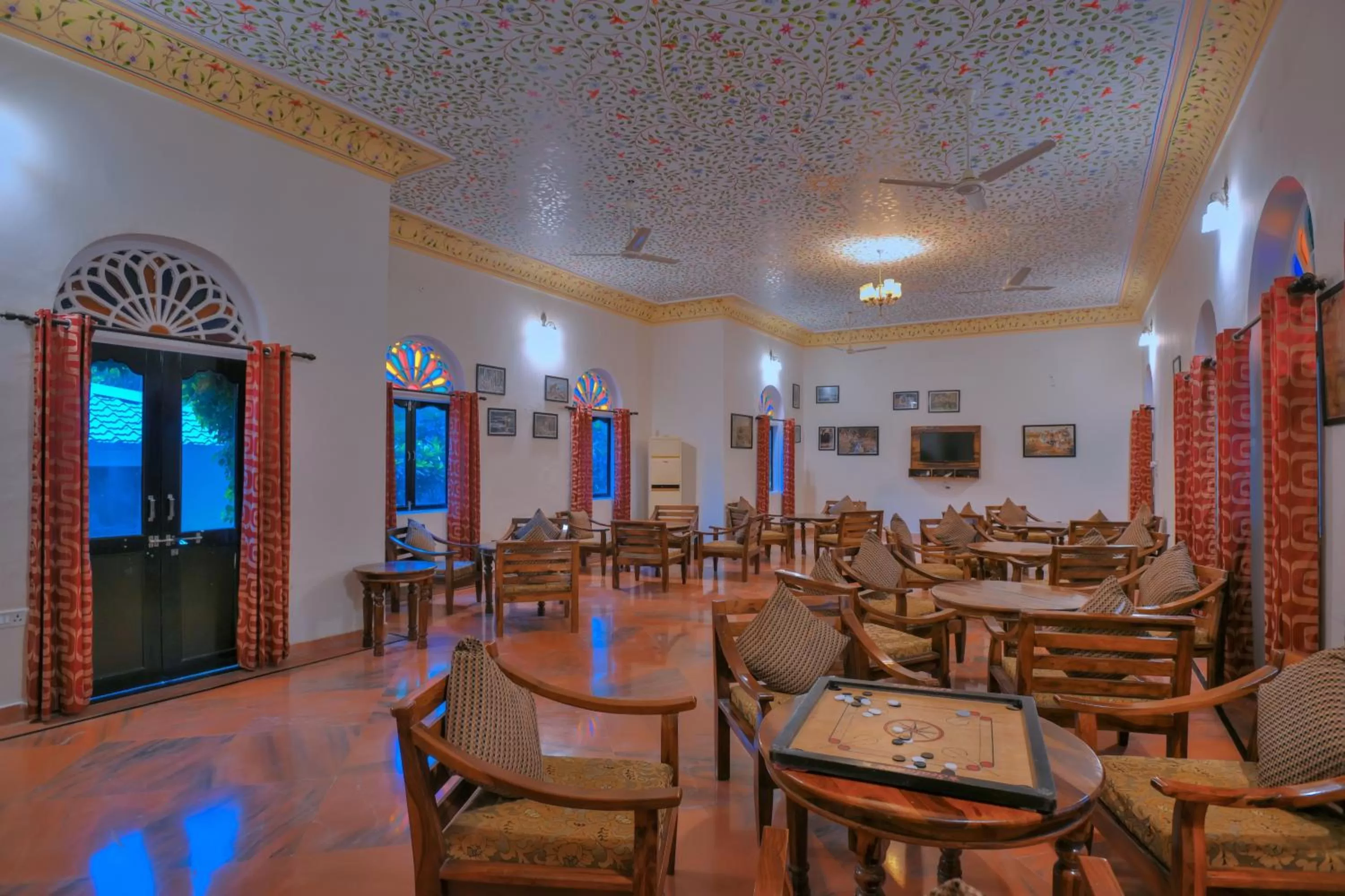 Lounge or bar in Ranthambhore Heritage Haveli