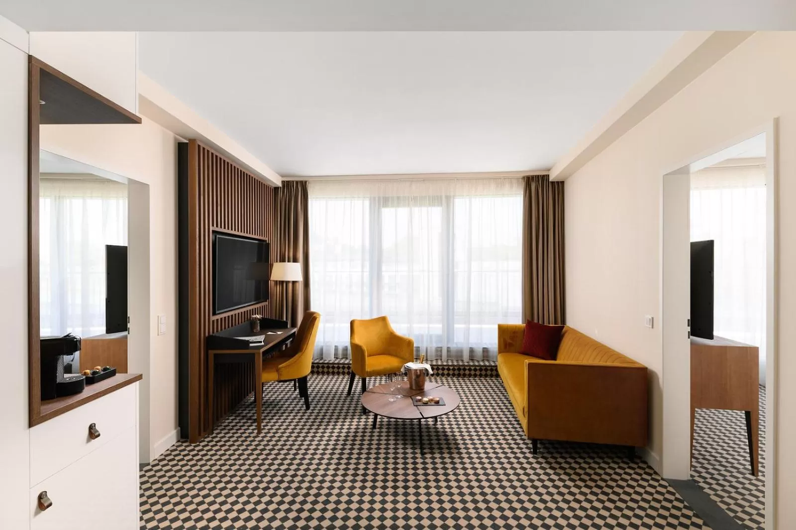 TV and multimedia in Grand Hotel Esztergom