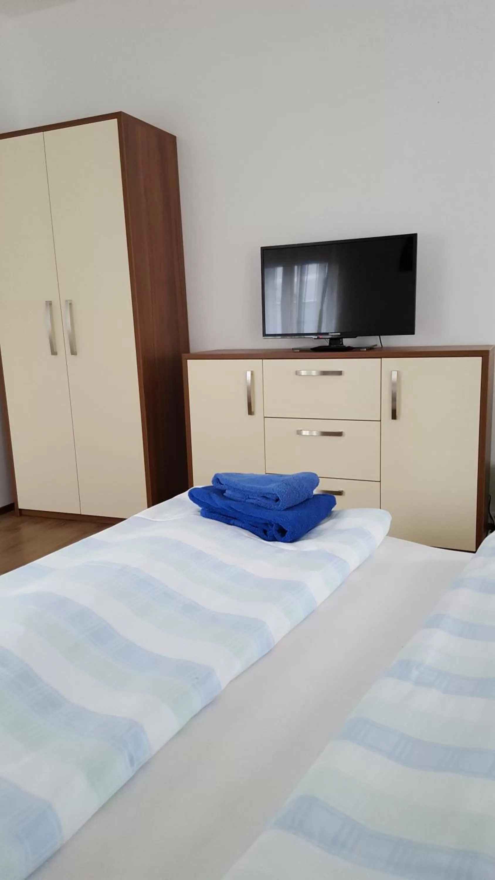 Photo of the whole room, Bed in Pension Haus Nova