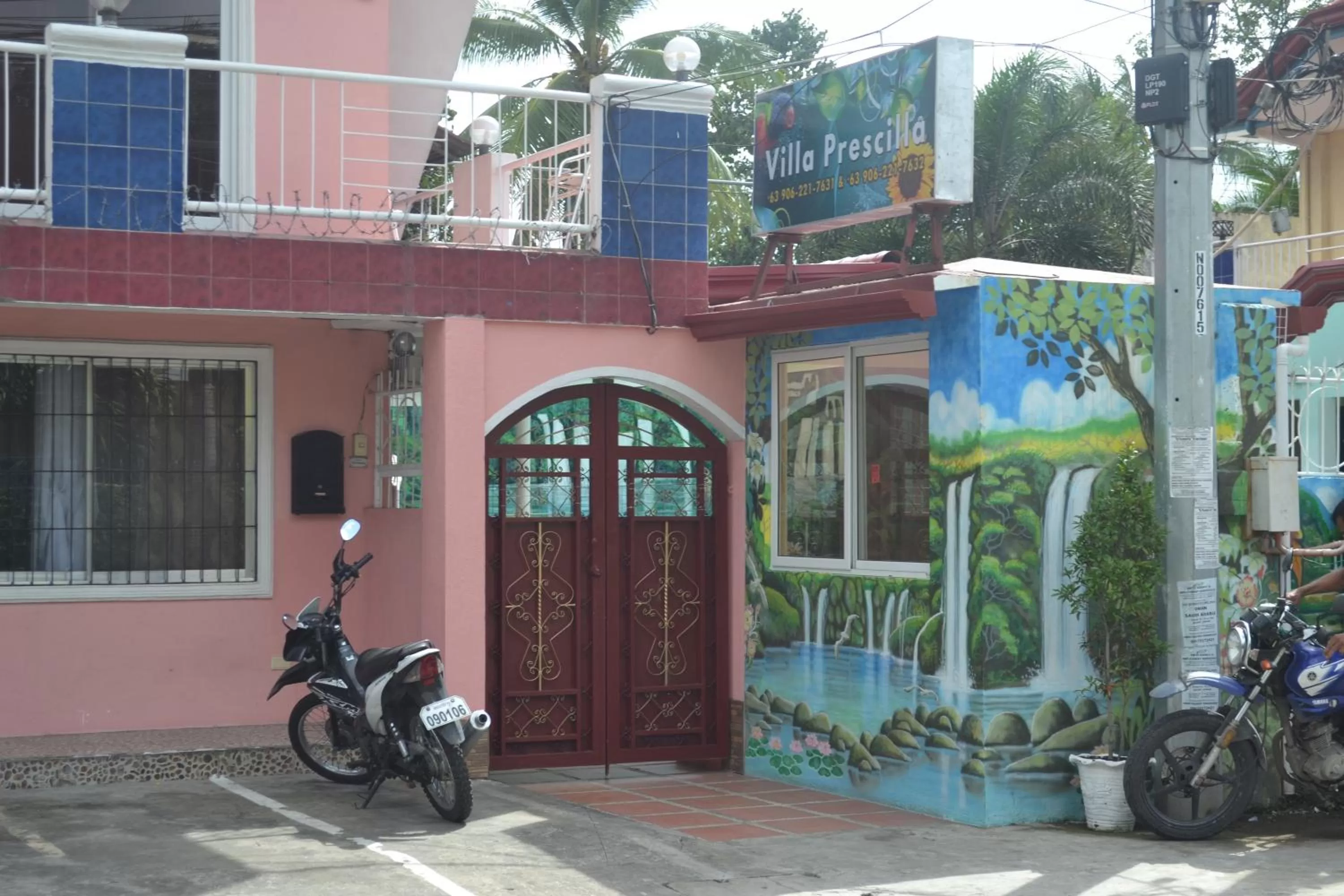 Facade/entrance in Villa Prescilla