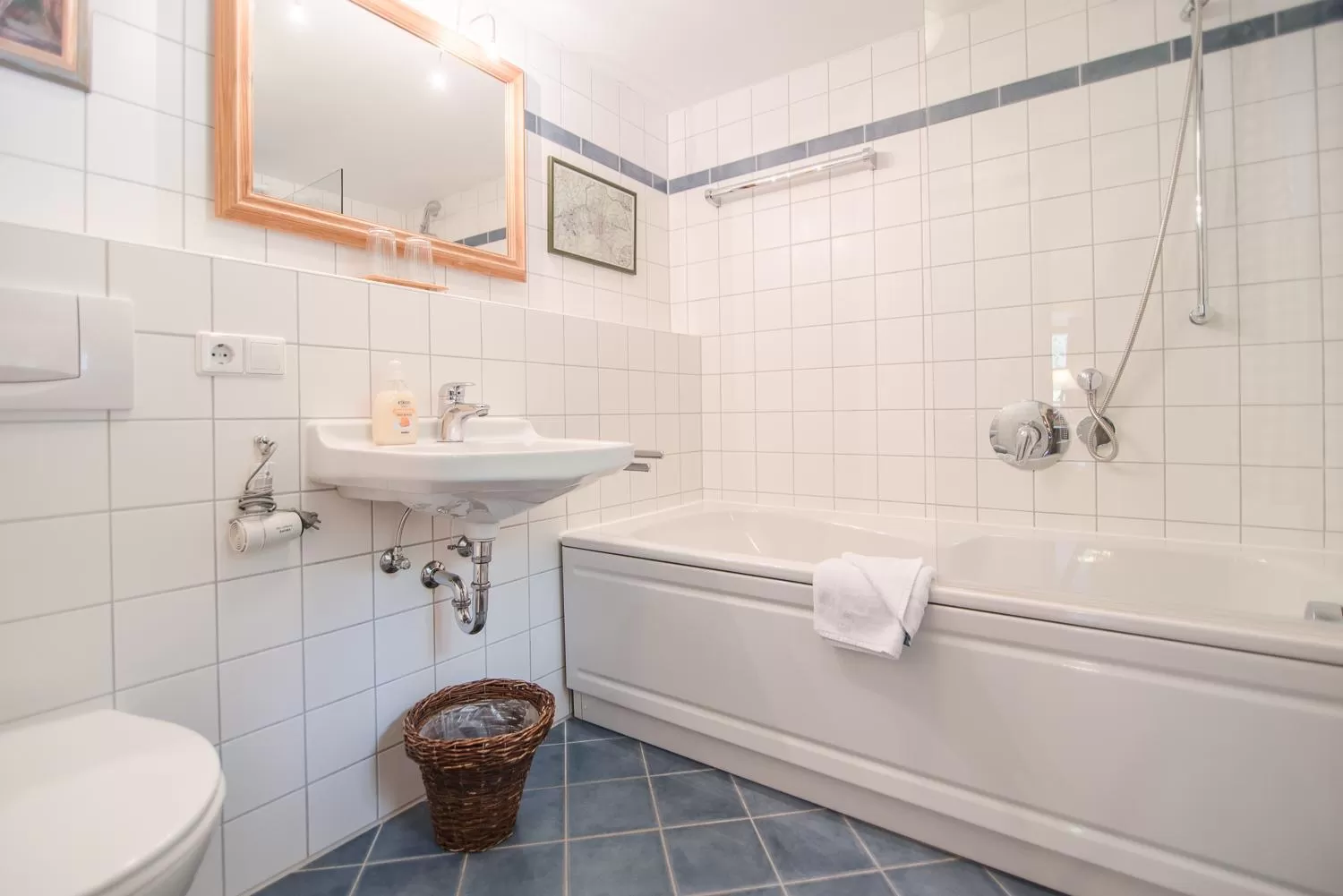 Decorative detail, Bathroom in Berggasthof Butzn Wirt