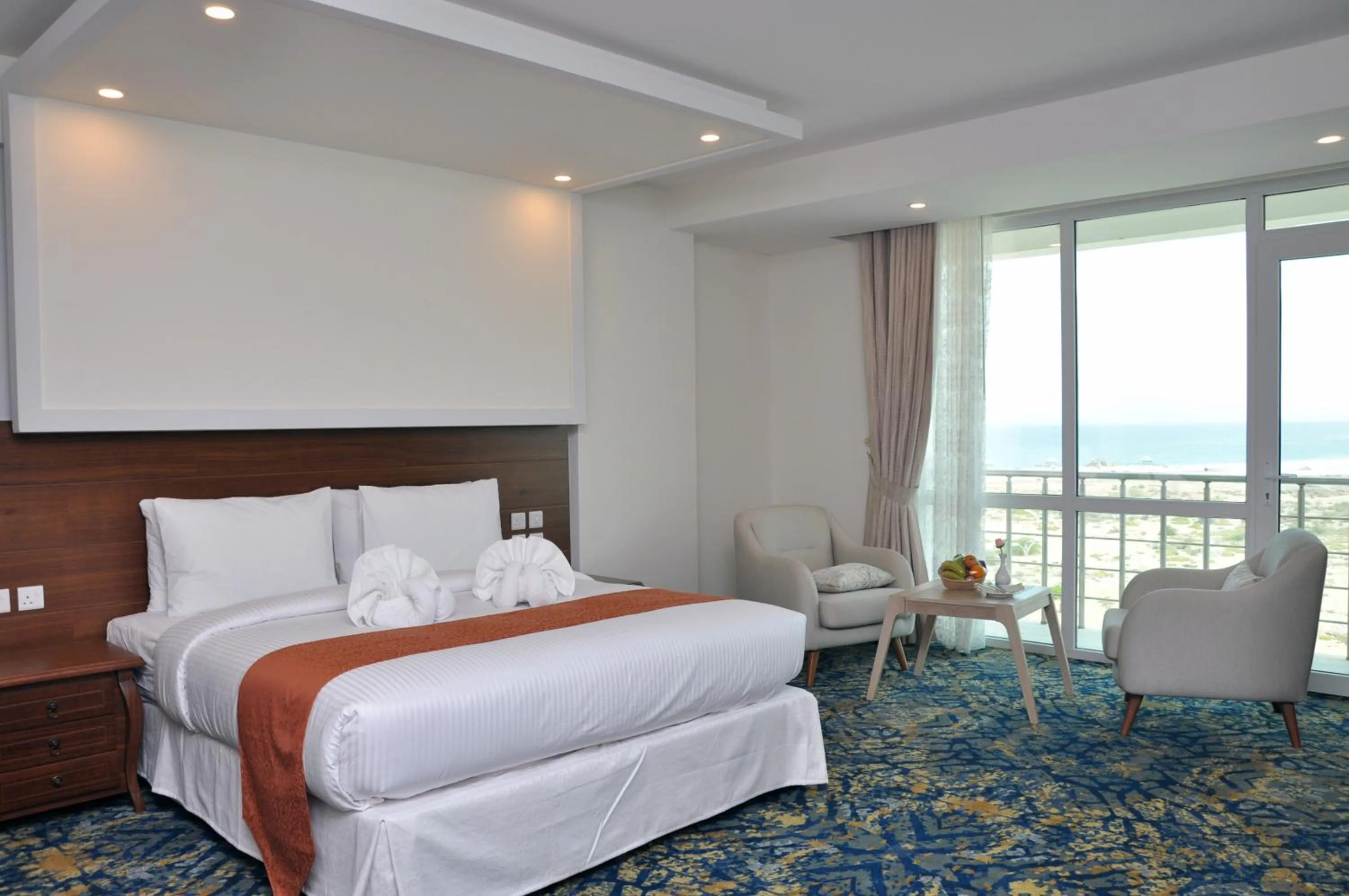Executive Room with Balcony and Sea View in Sur Grand Hotel