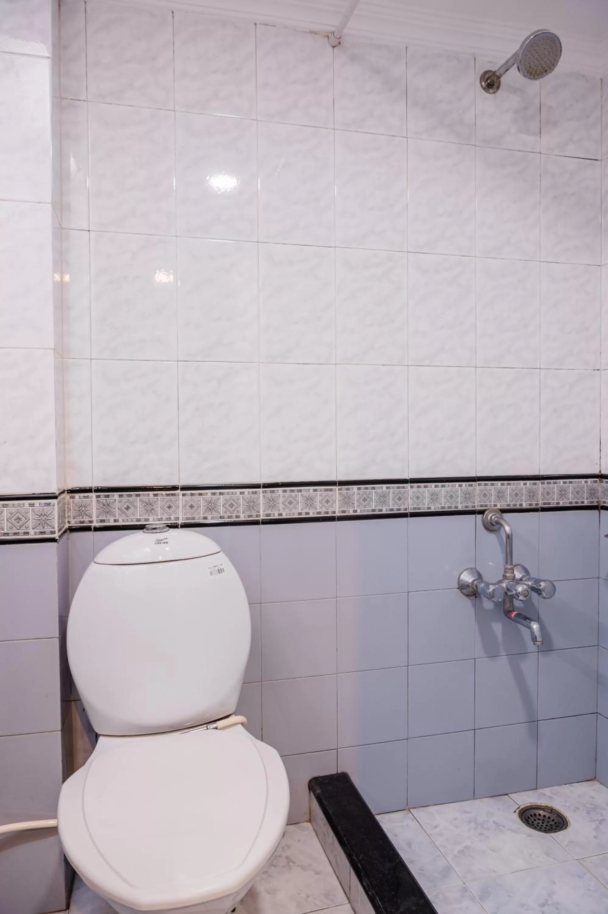 Bathroom in Hotel Shiva Continental