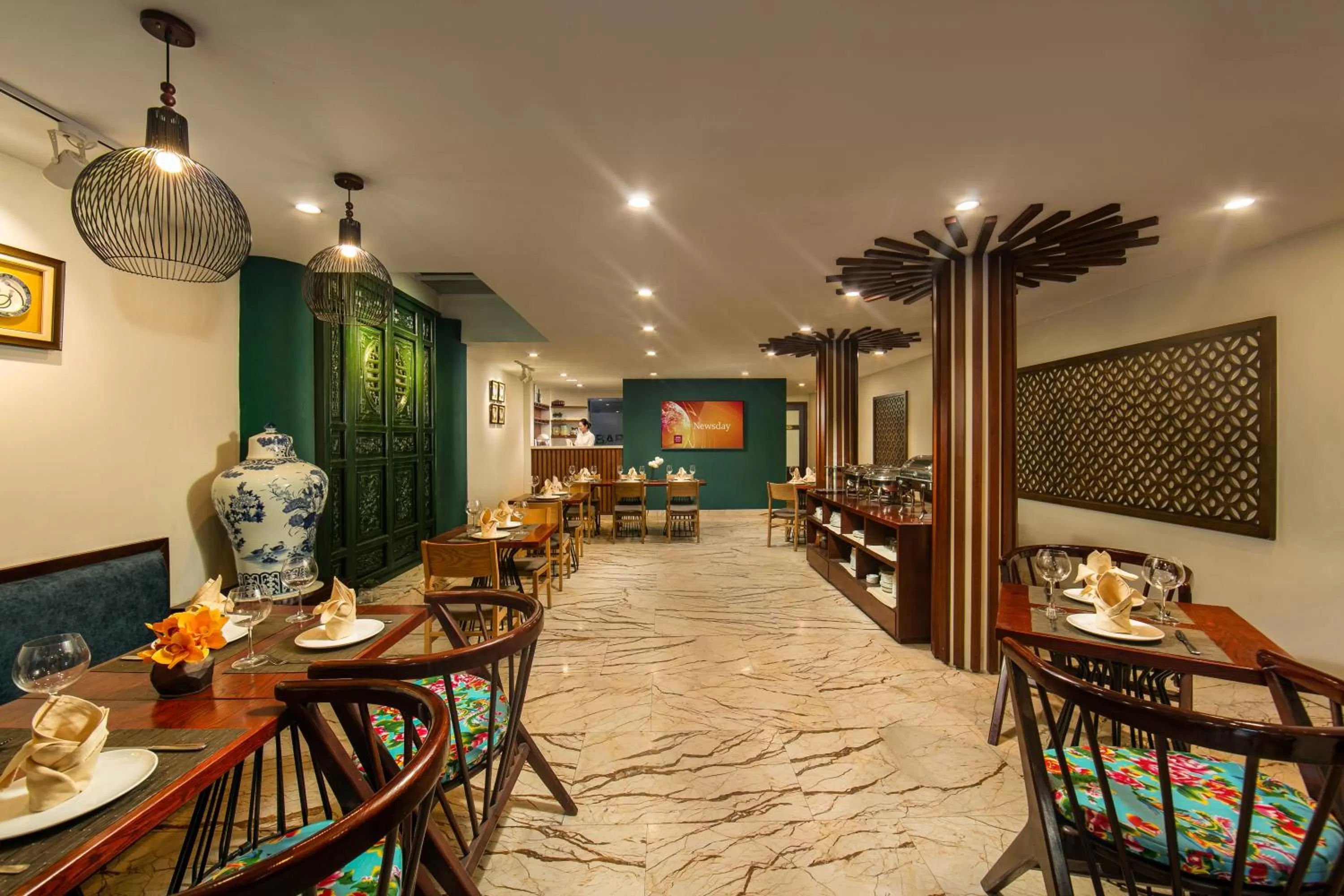 Restaurant/places to eat in Midori Boutique Hotel