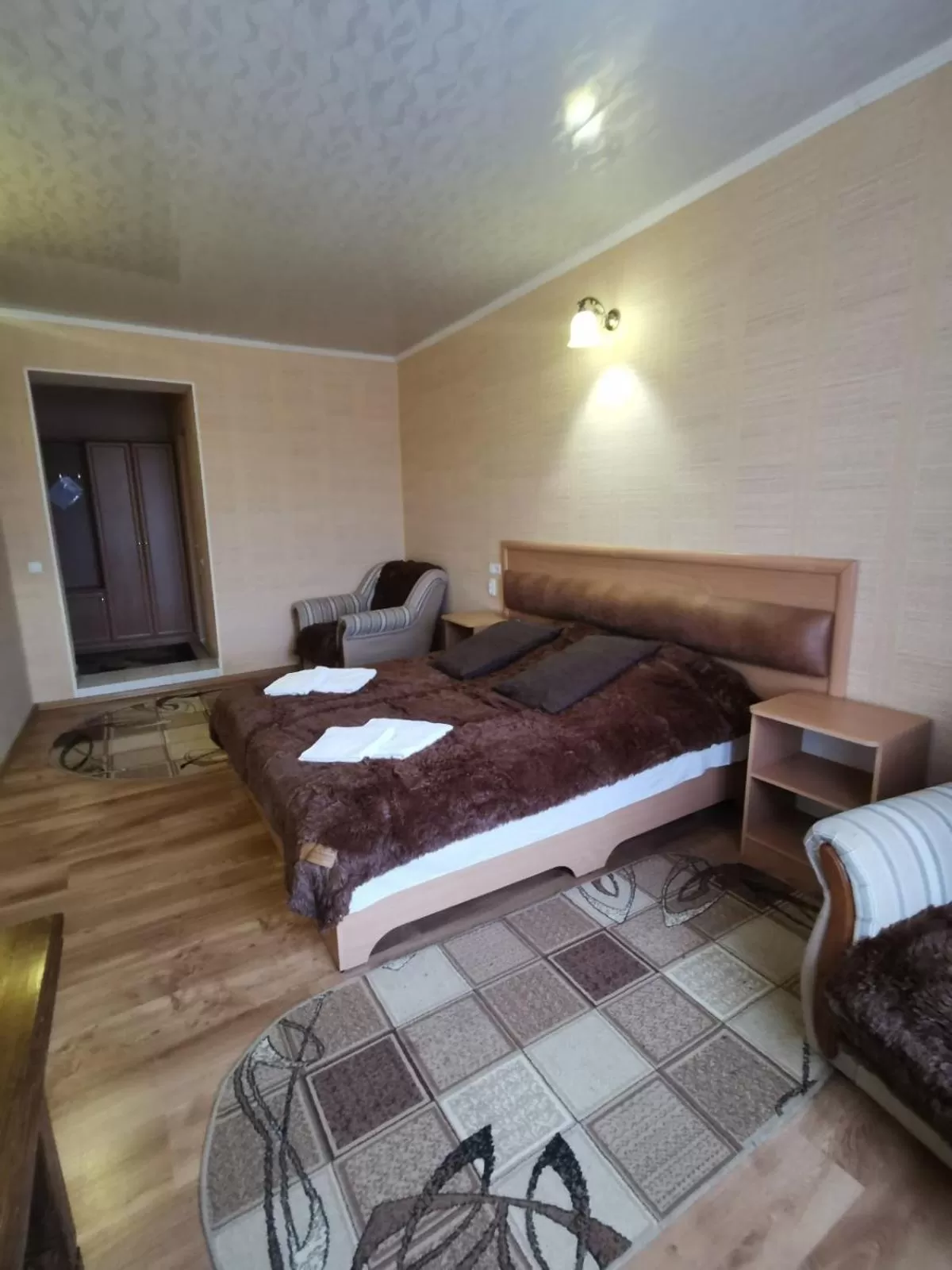 Bed in Monte-Kristo Hotel