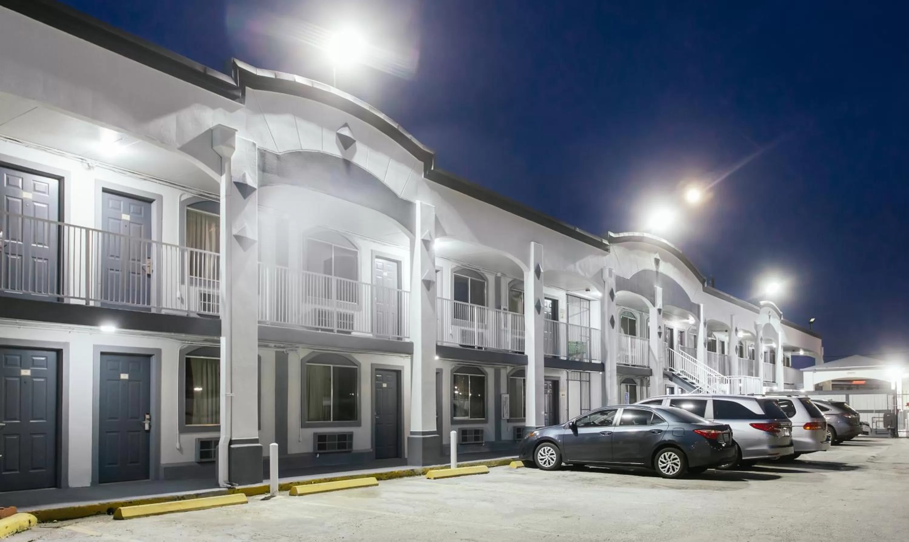 View (from property/room), Property Building in Space City Inn