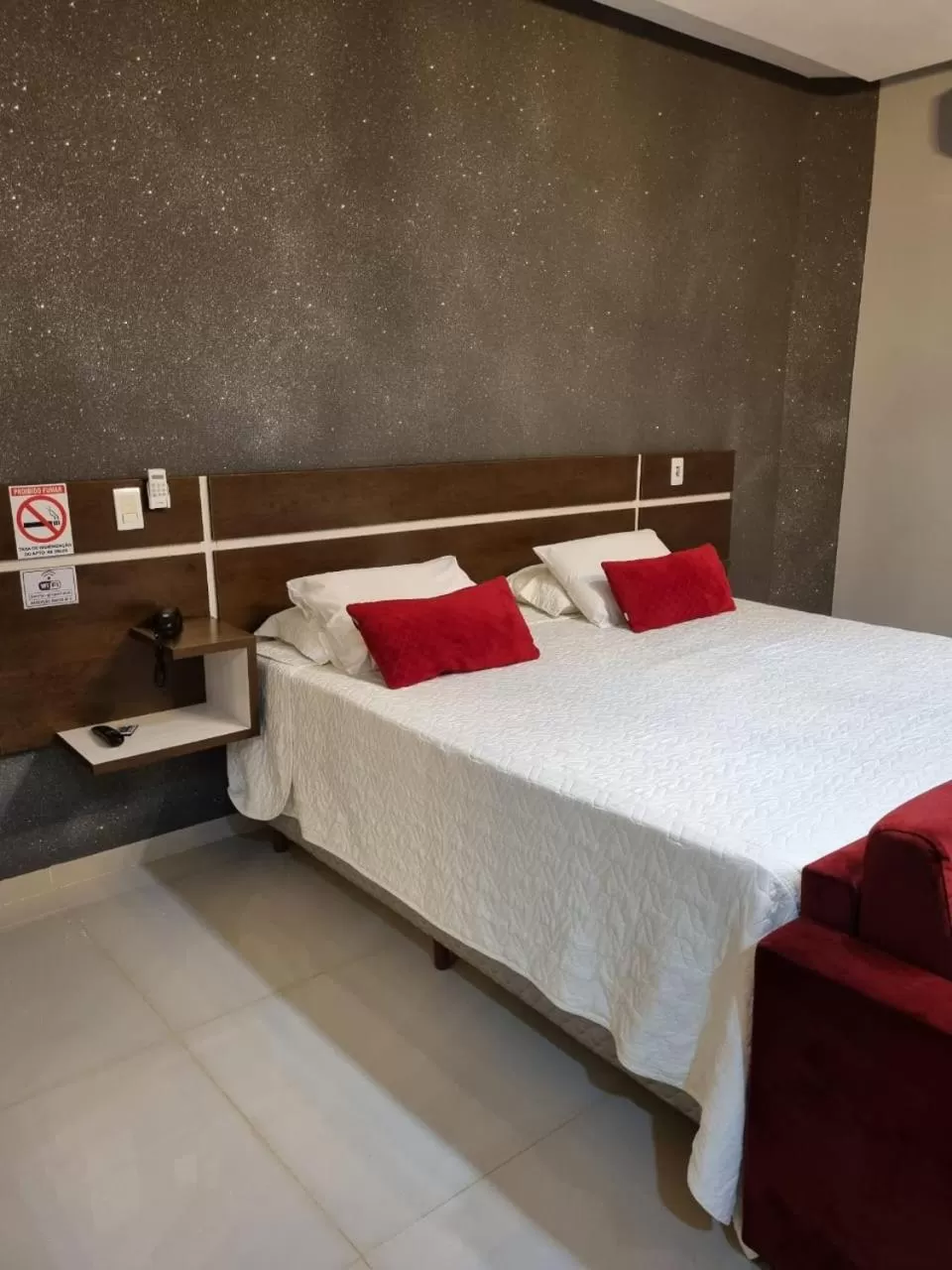 Bed in Hotel e Locadora Vizon