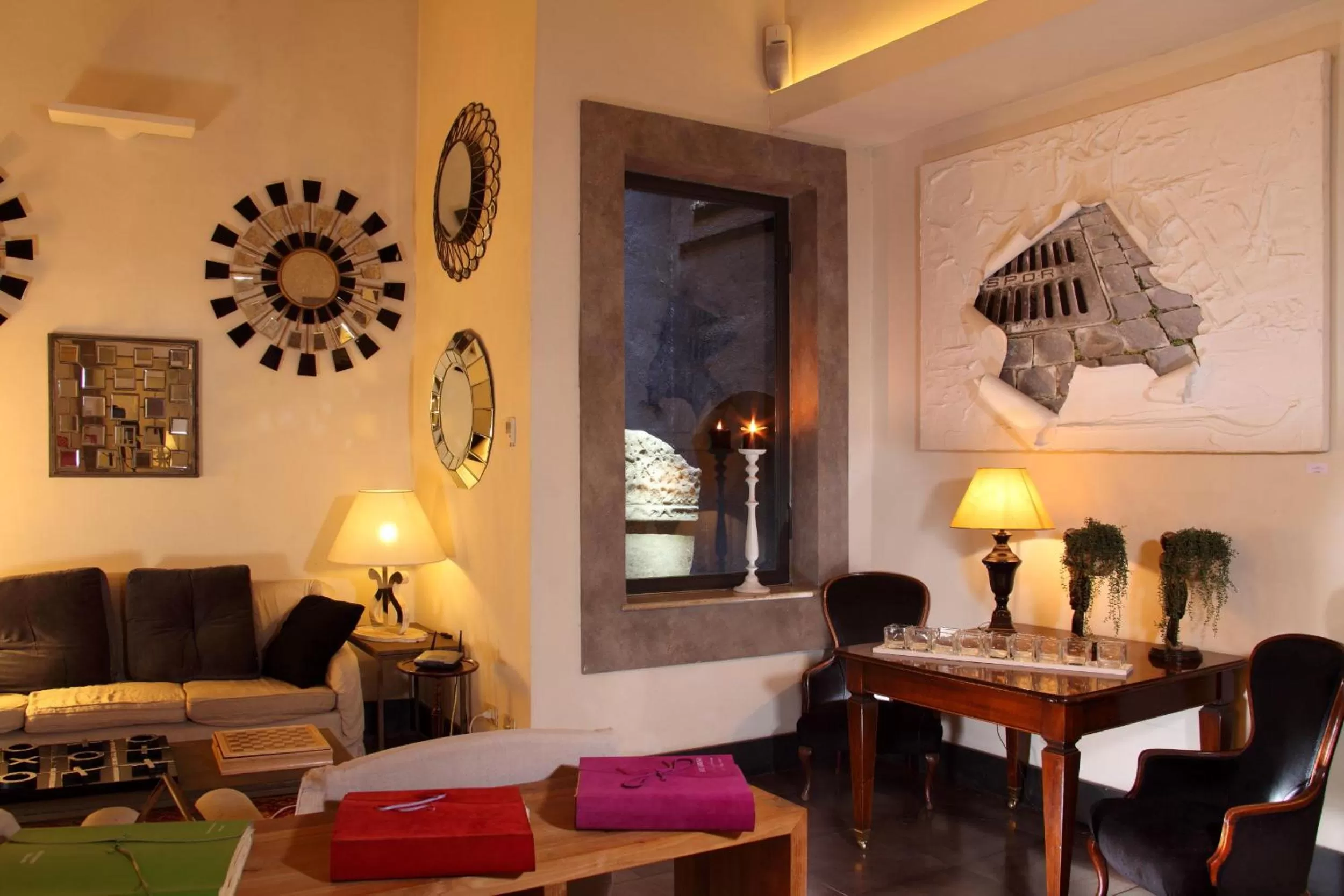 Decorative detail in Hotel Adriano