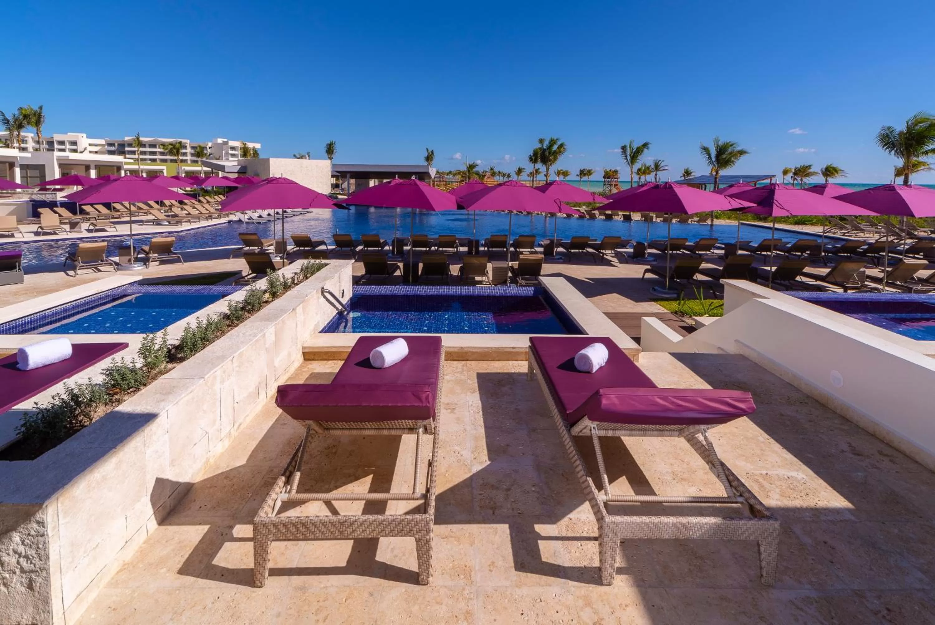 Swimming pool in Planet Hollywood Cancun by Royalton, An Autograph Collection All-Inclusive Resort