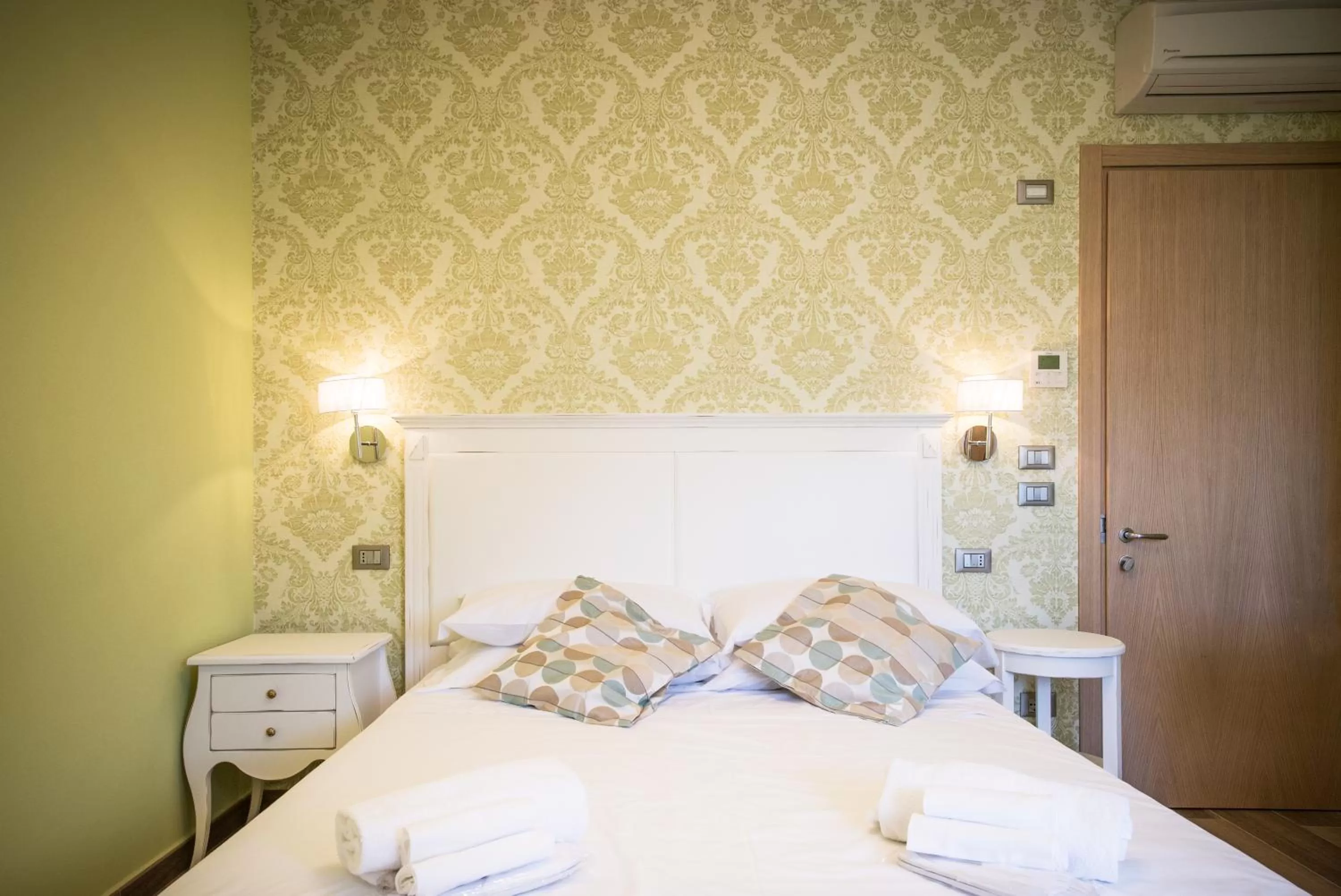 Bed in La Dimora di Francesco