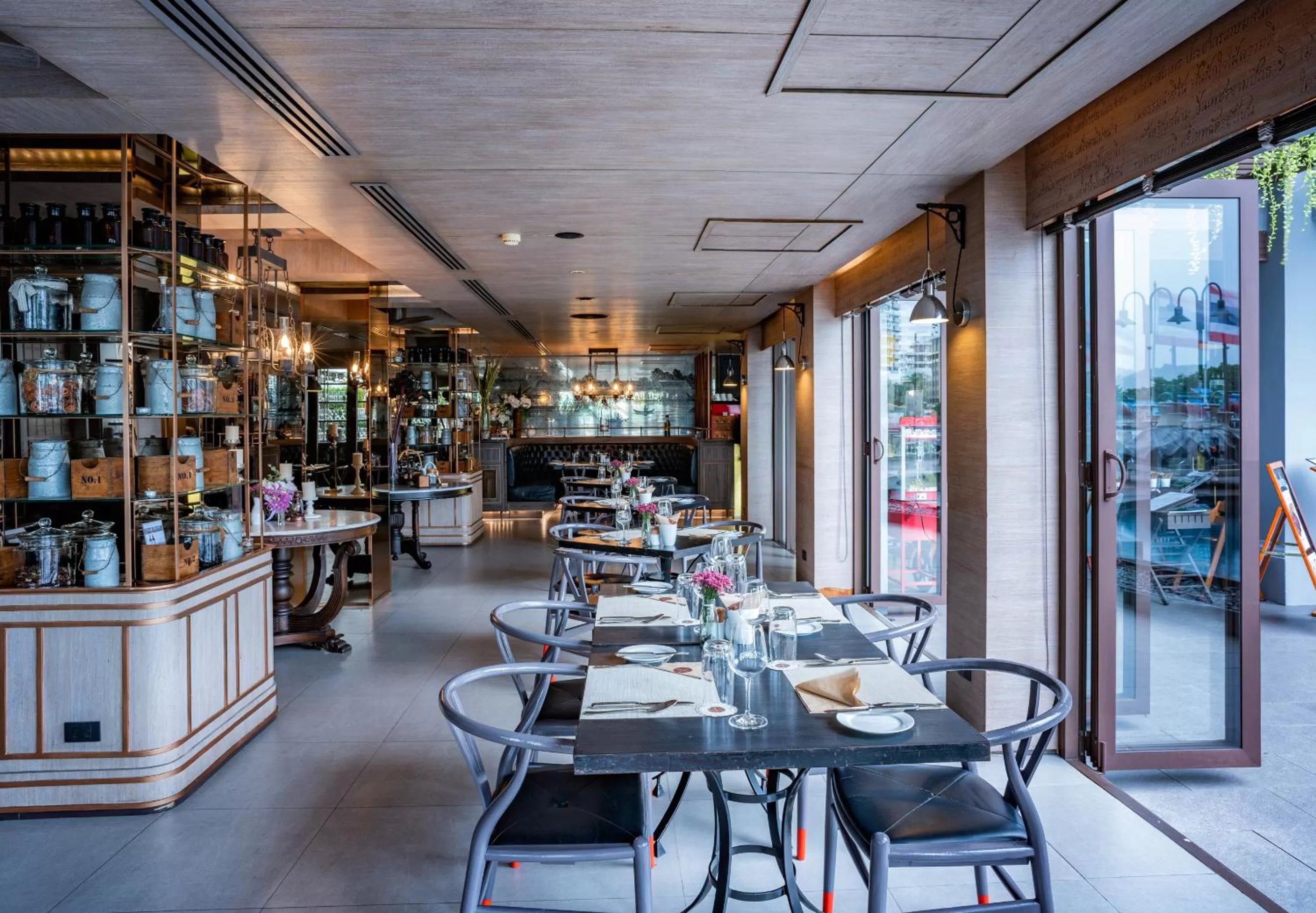 Restaurant/places to eat in Riva Surya Bangkok