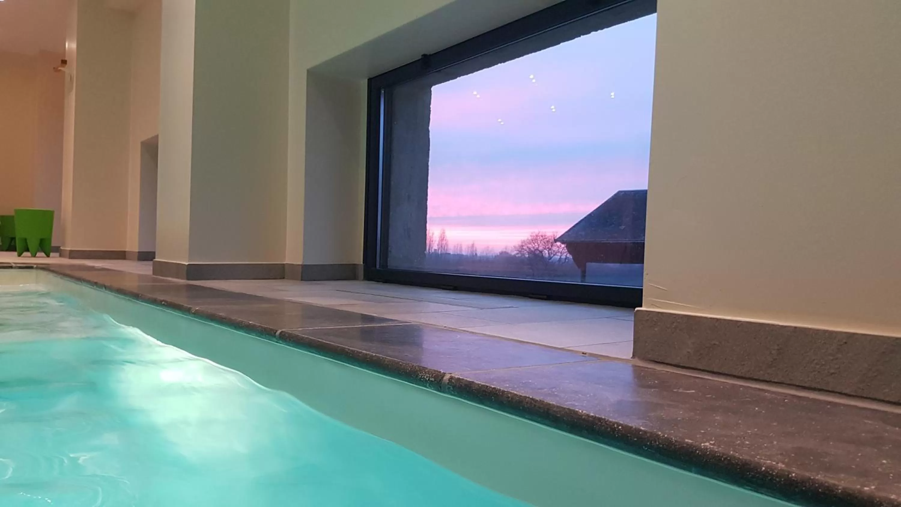 Swimming pool in La Poignardière