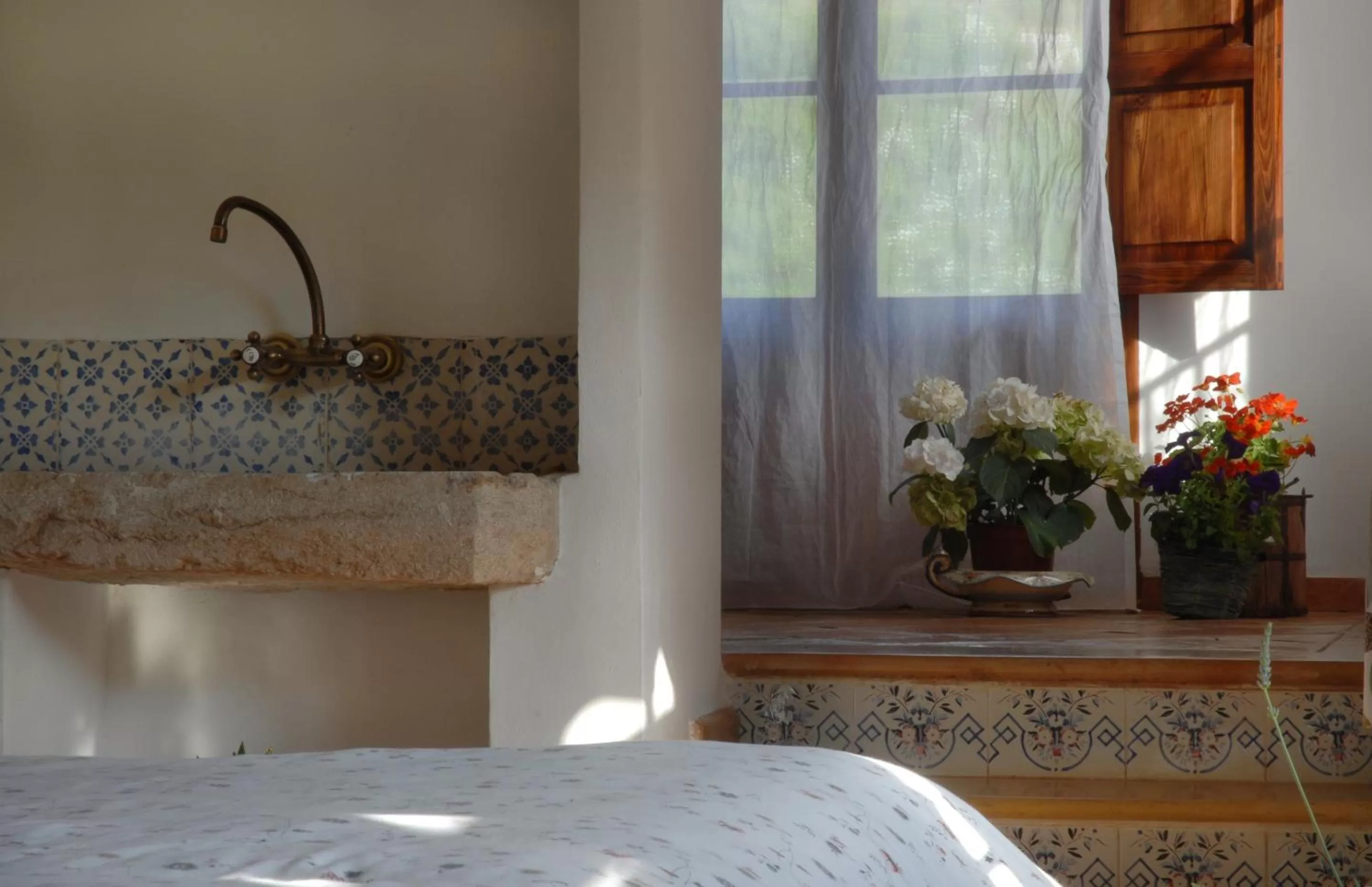 Decorative detail, Bed in Sa Vall Valldemossa