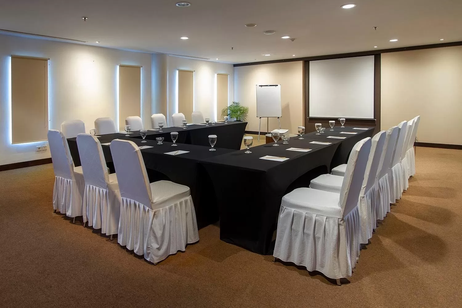 Business facilities in PrimeBiz Hotel Kuta
