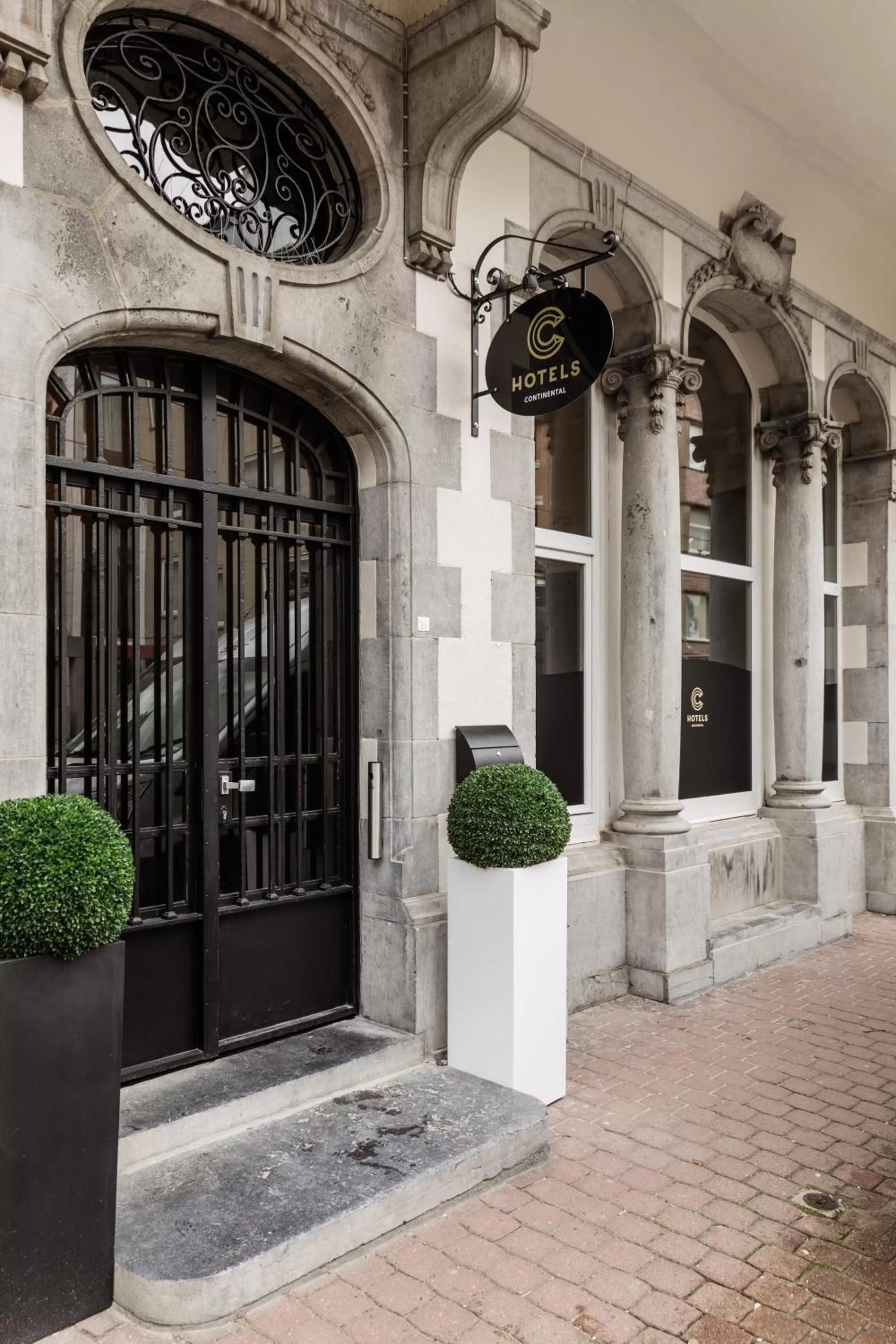 Facade/entrance in C-Hotels Continental