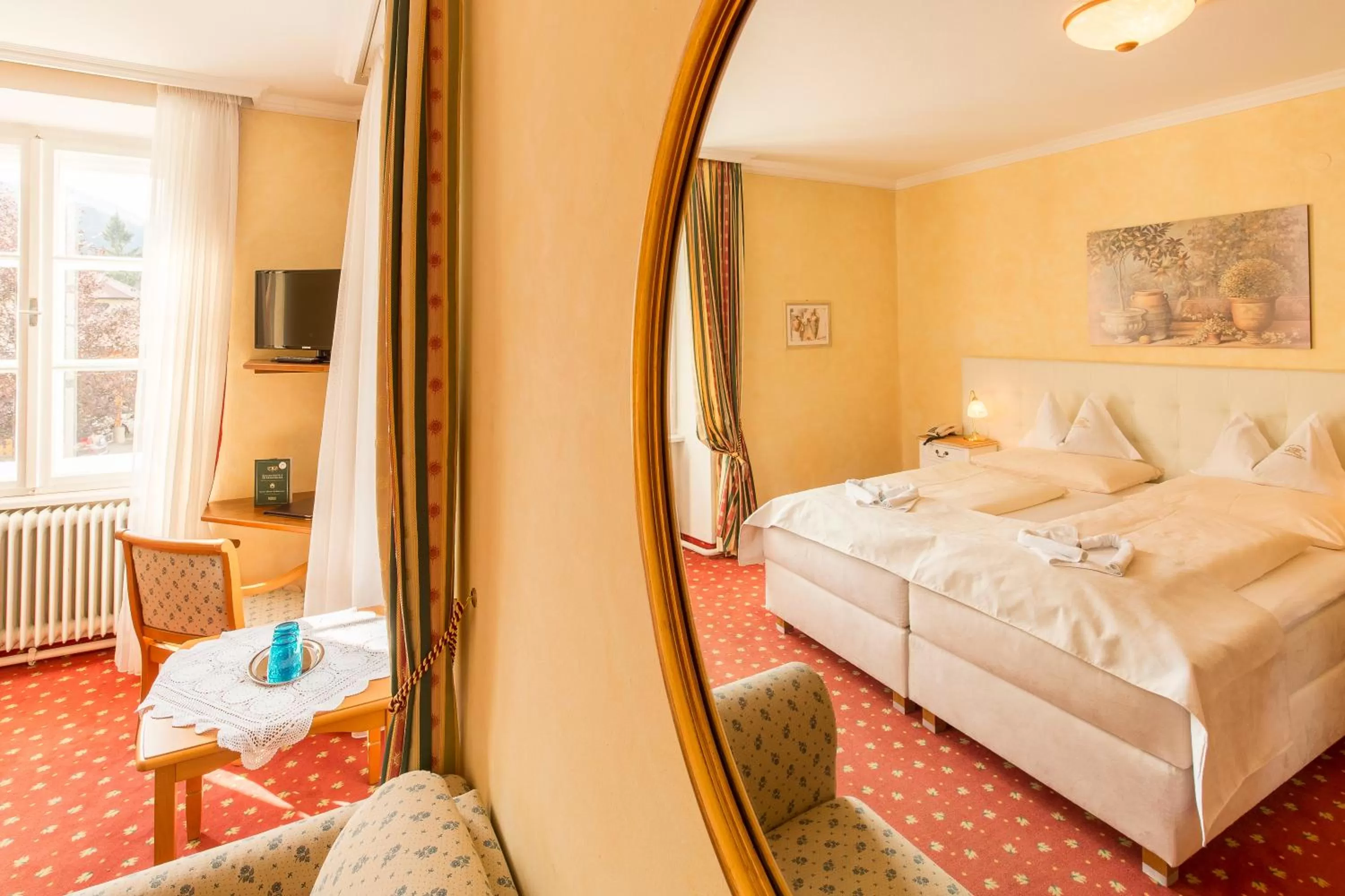 Photo of the whole room, Bed in Hotel Schloss Lerchenhof