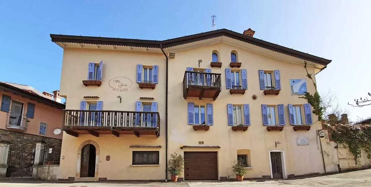 Property building in Borgo alla Sorgente