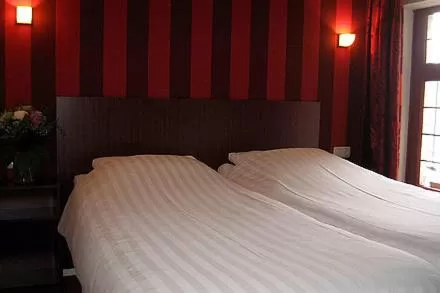 Bedroom, Bed in Herberg St. Brigida