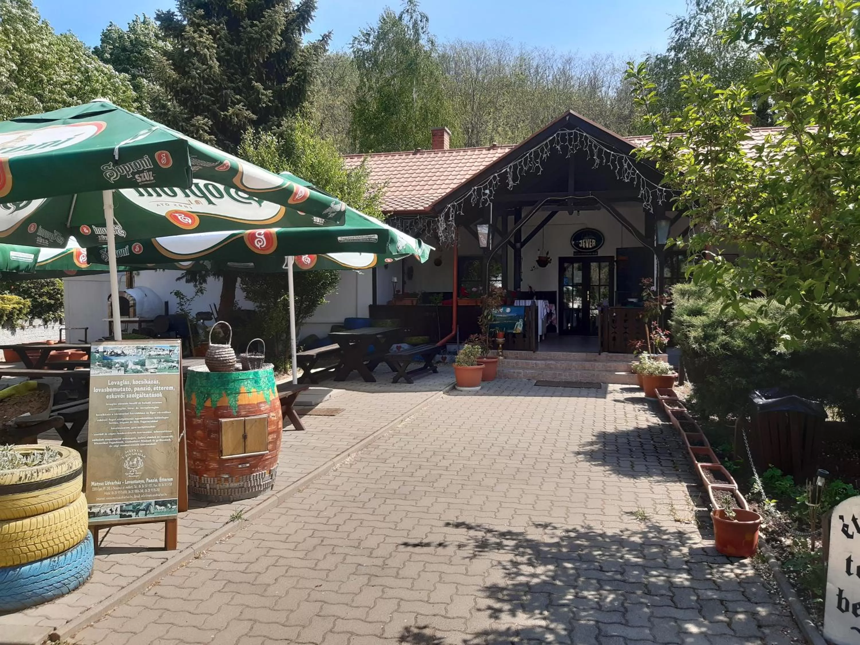 Mátyus Udvarház Kengyel Fogadó Eger