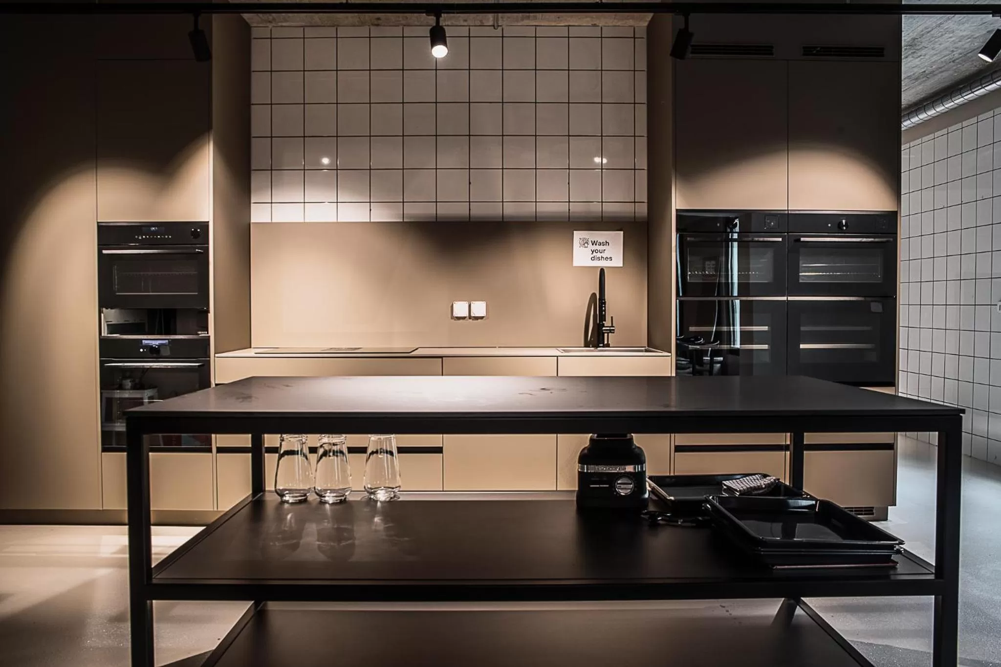 Communal kitchen in City Pop 2Night Basel - Self check-in