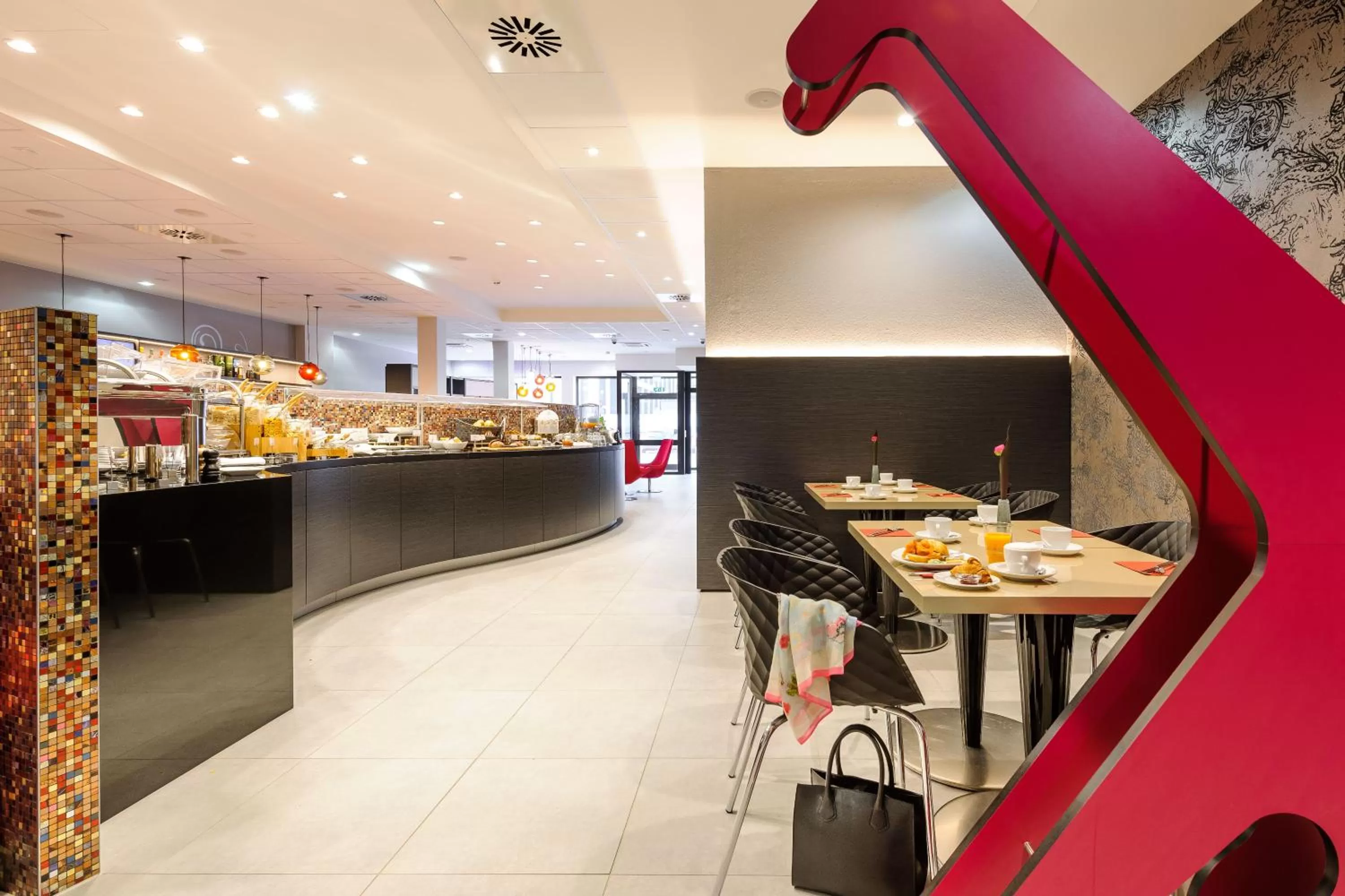 Restaurant/places to eat in Mercure Hotel Düsseldorf Zentrum