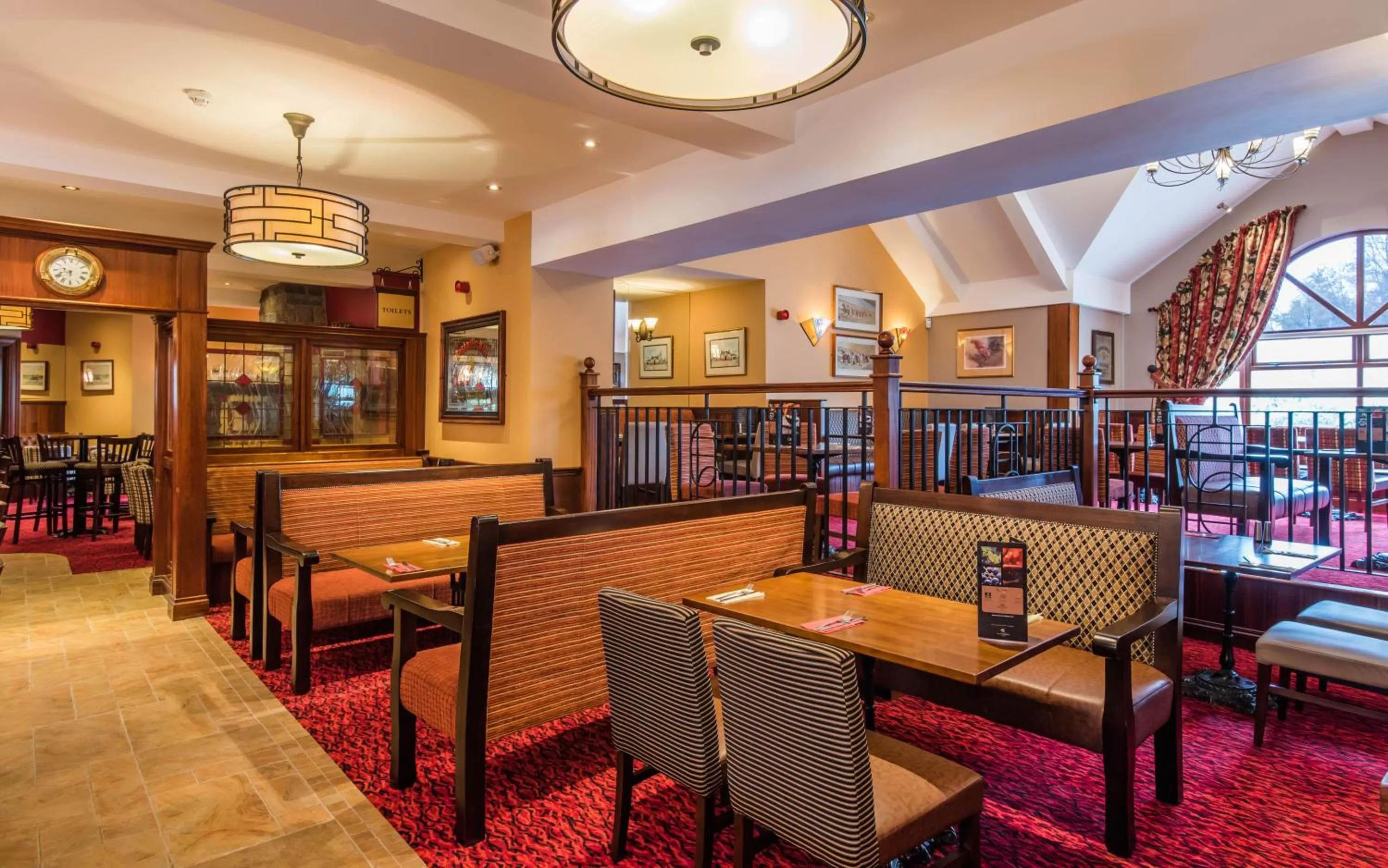 Restaurant/places to eat in Corr's Corner Hotel