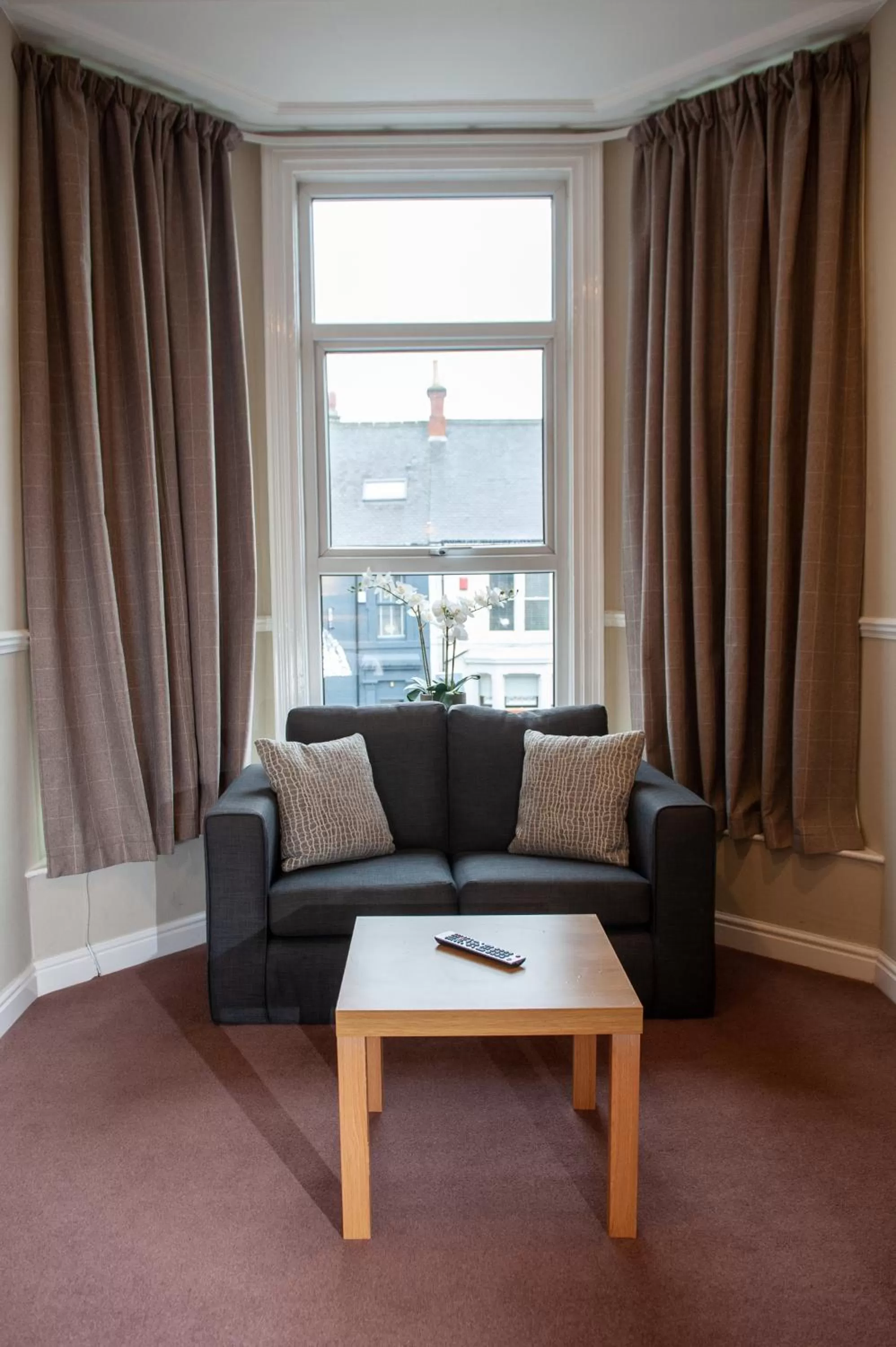 Living room in Osborne Hotel