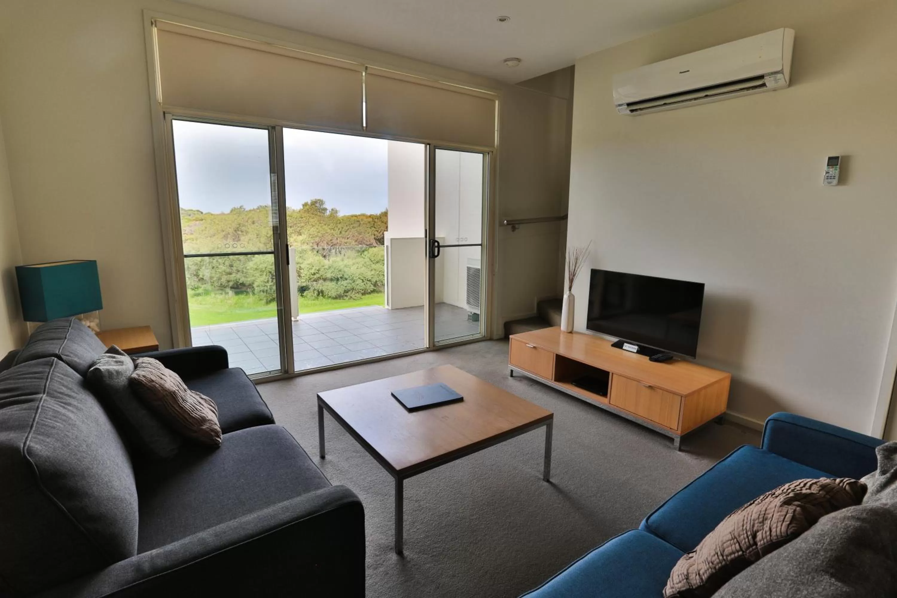 Living room in Lady Bay Resort