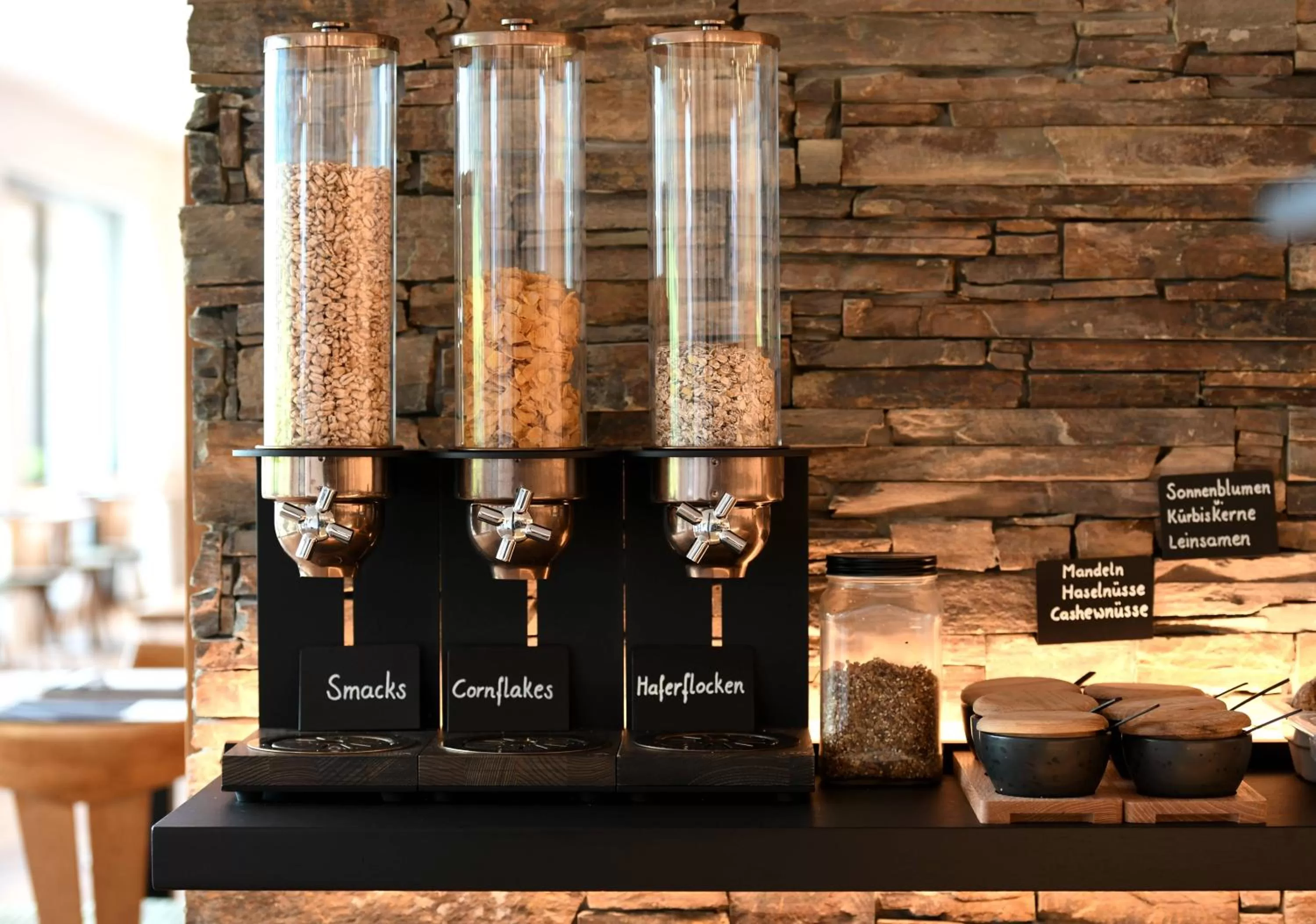 Buffet breakfast in St Hubertus BnB