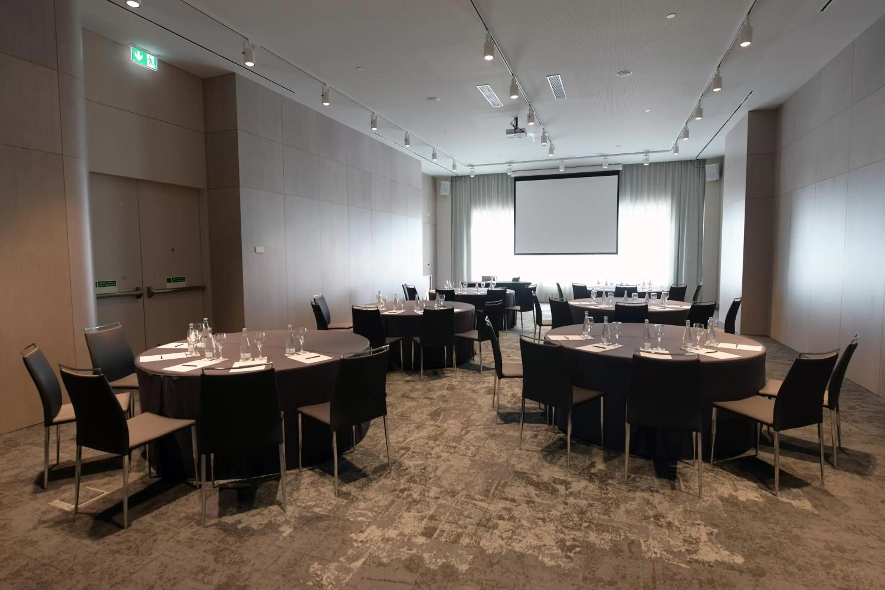 Meeting/conference room in Eurostars Universal Lisboa
