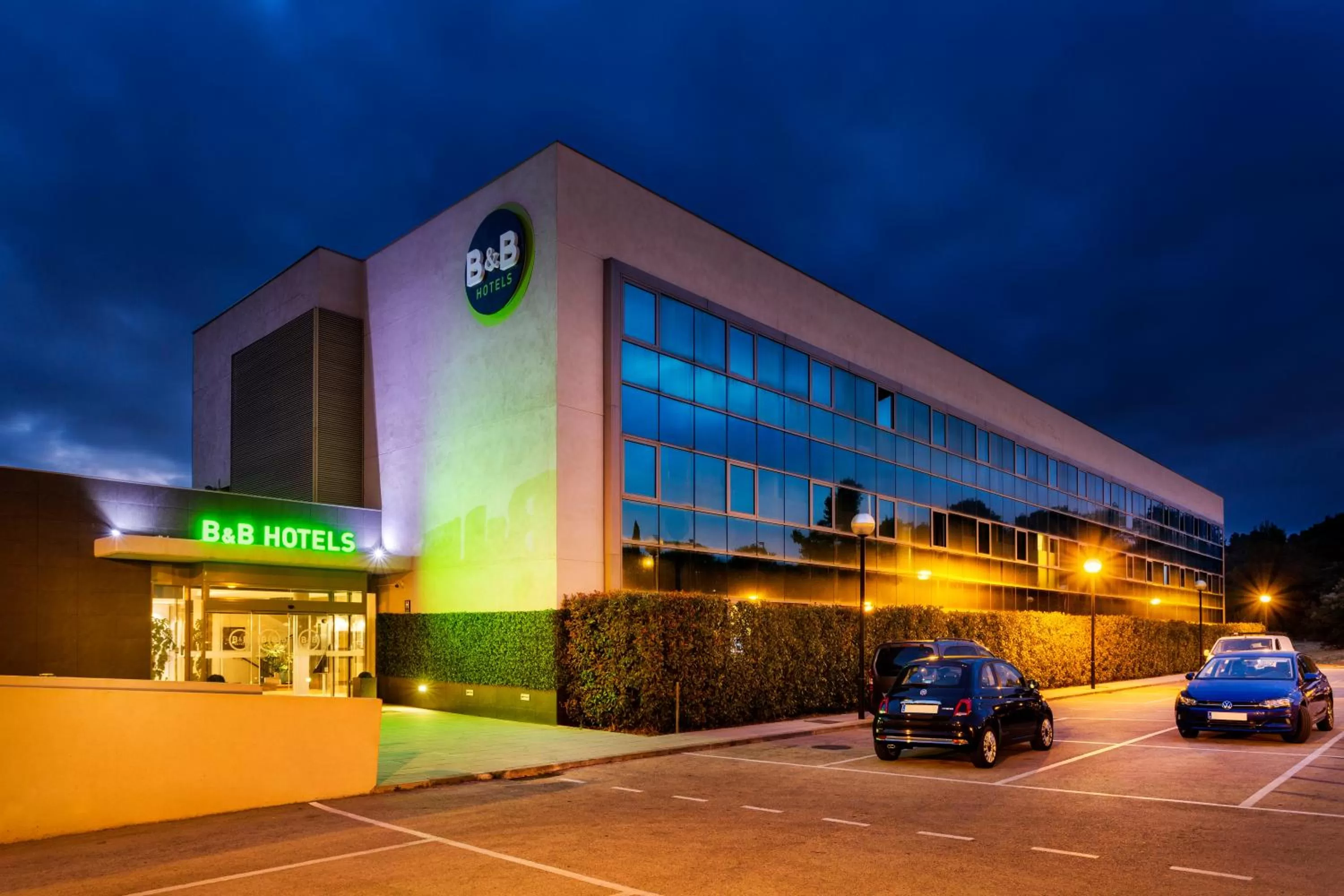 Property building in B&B HOTEL Barcelona Sant Cugat