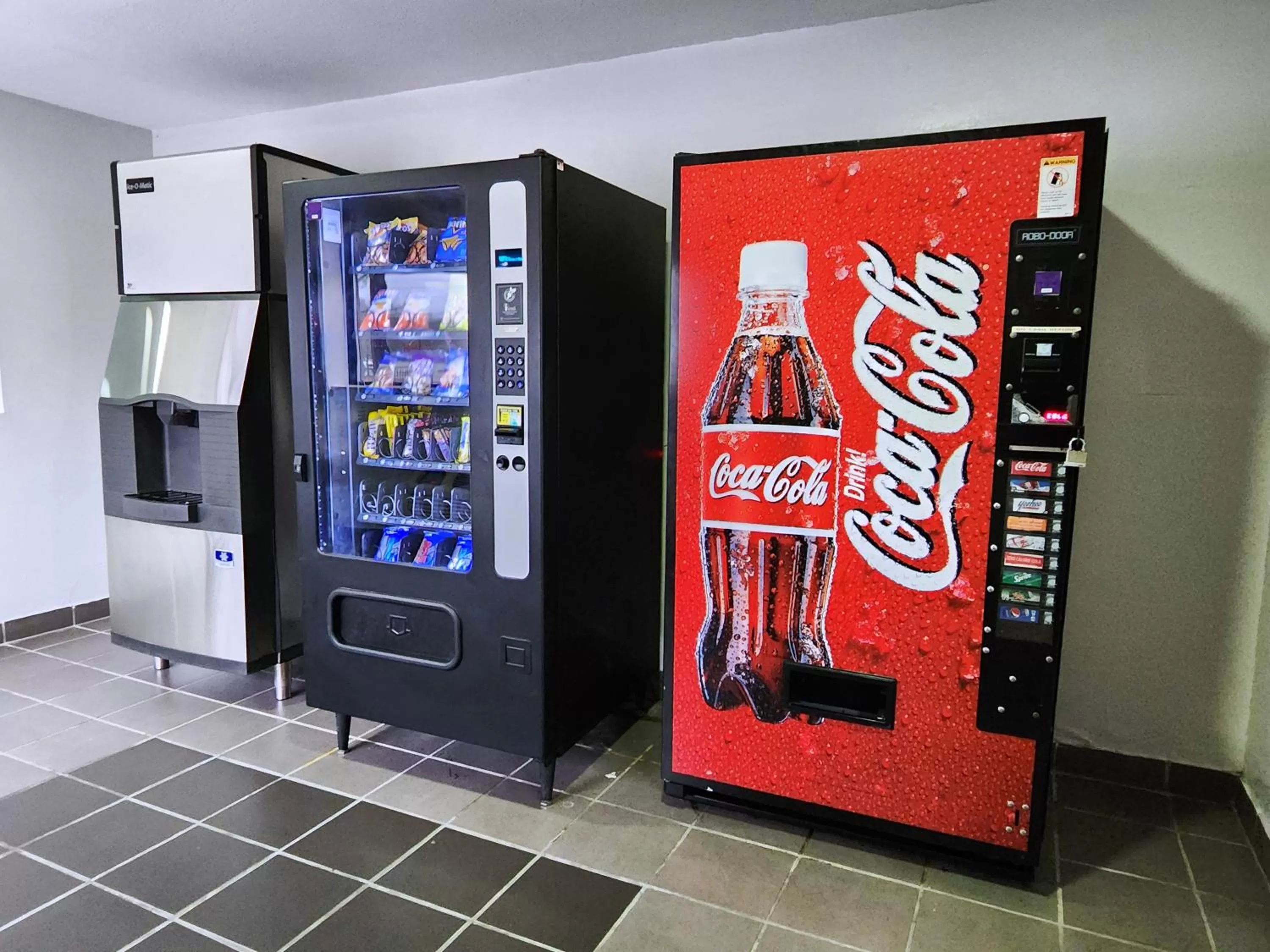vending machine in Motel 6 North Little Rock, AR-JFK Blvd