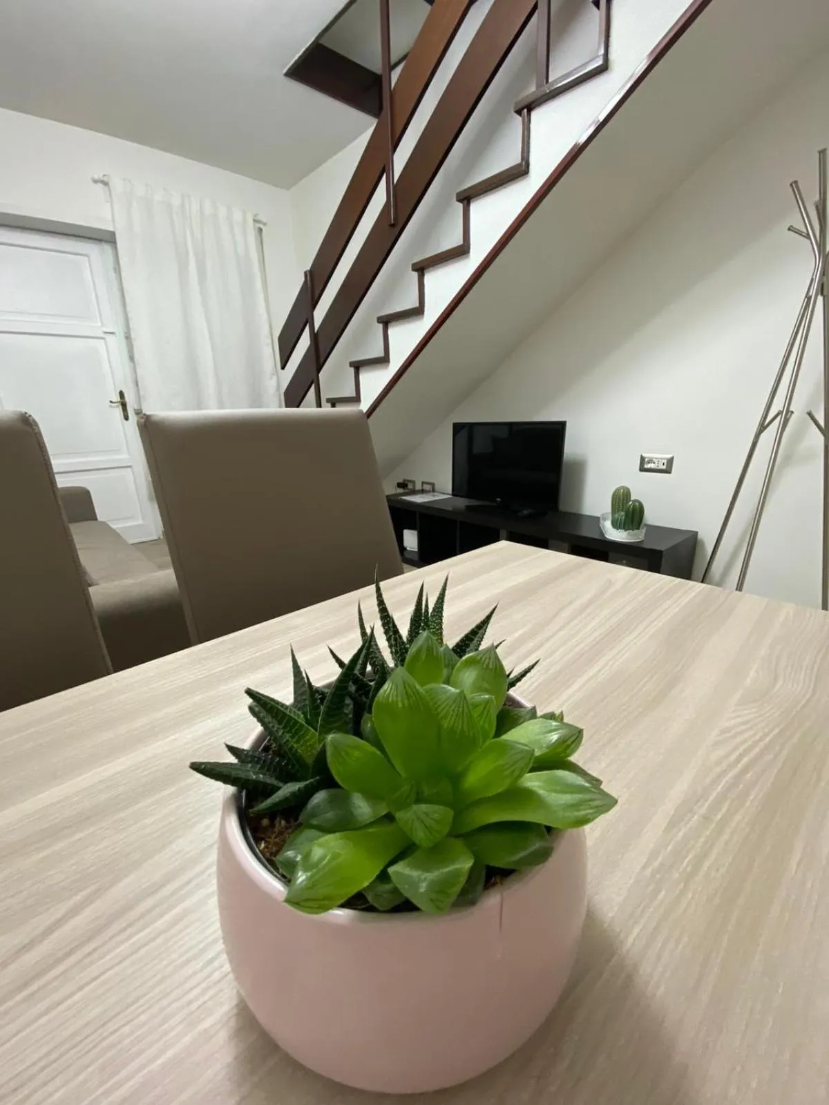 TV and multimedia in The Place In Rome Guest House