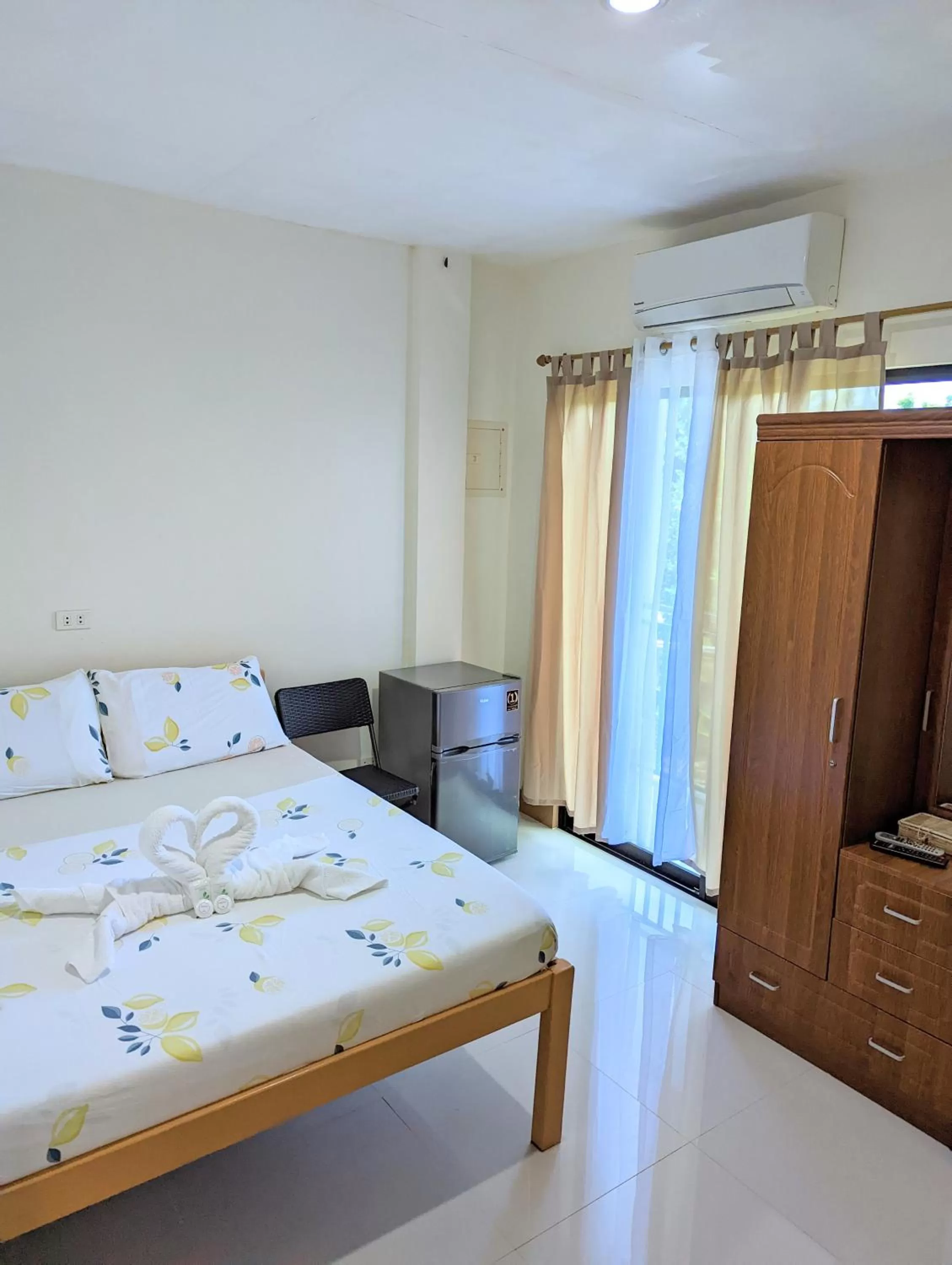 Bed in Charlina Inn Panglao