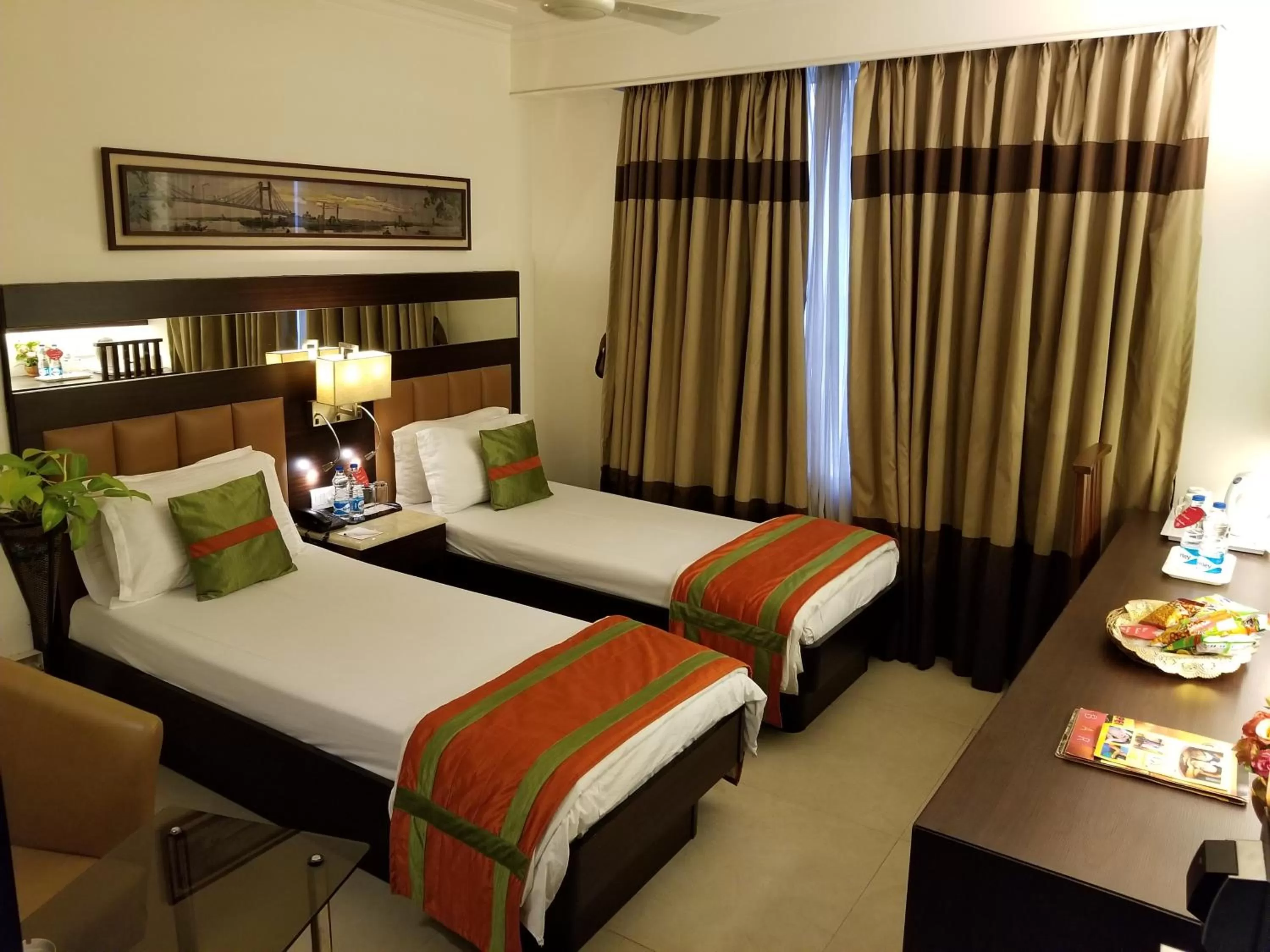 Bedroom, Bed in The Samilton