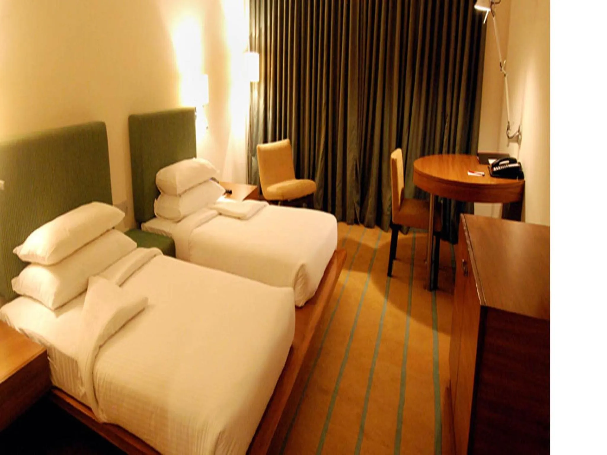 Bed in Hotel Parc Estique