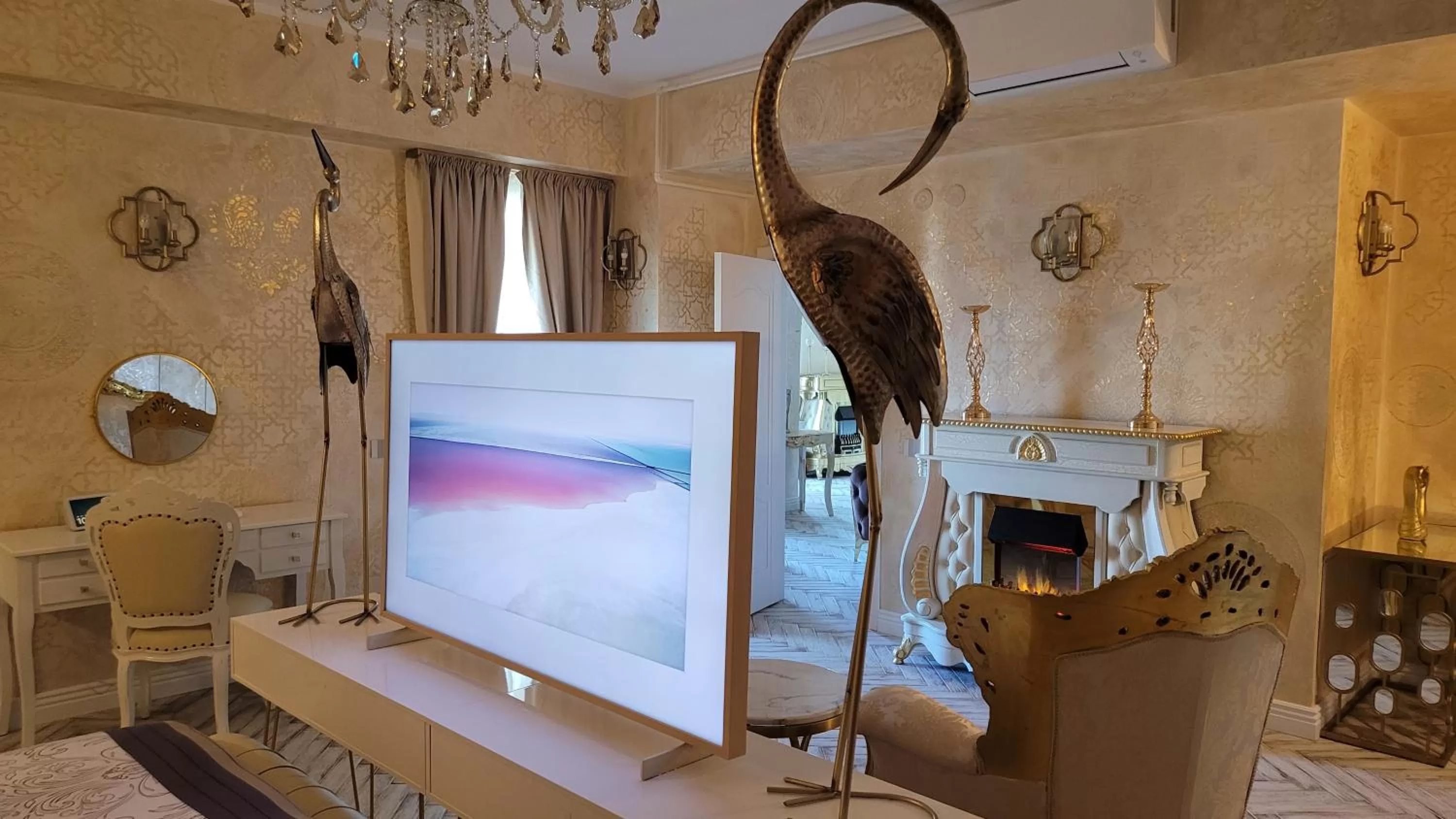 TV and multimedia, TV/Entertainment Center in Terrace Suites Iasi