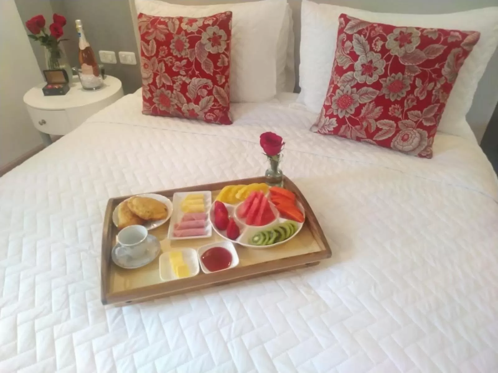 Breakfast, Bed in Adamas House Hotel Boutique