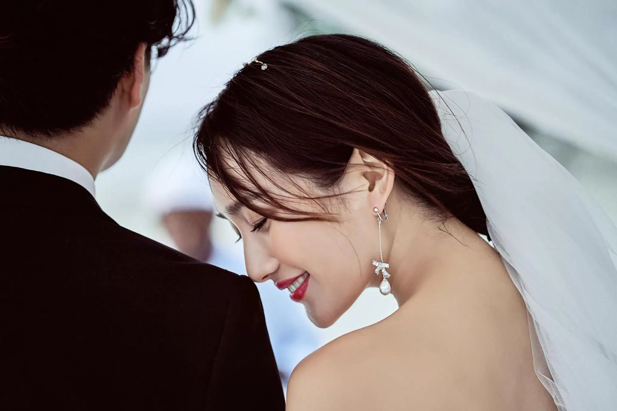 Guests in Canareef Resort Maldives