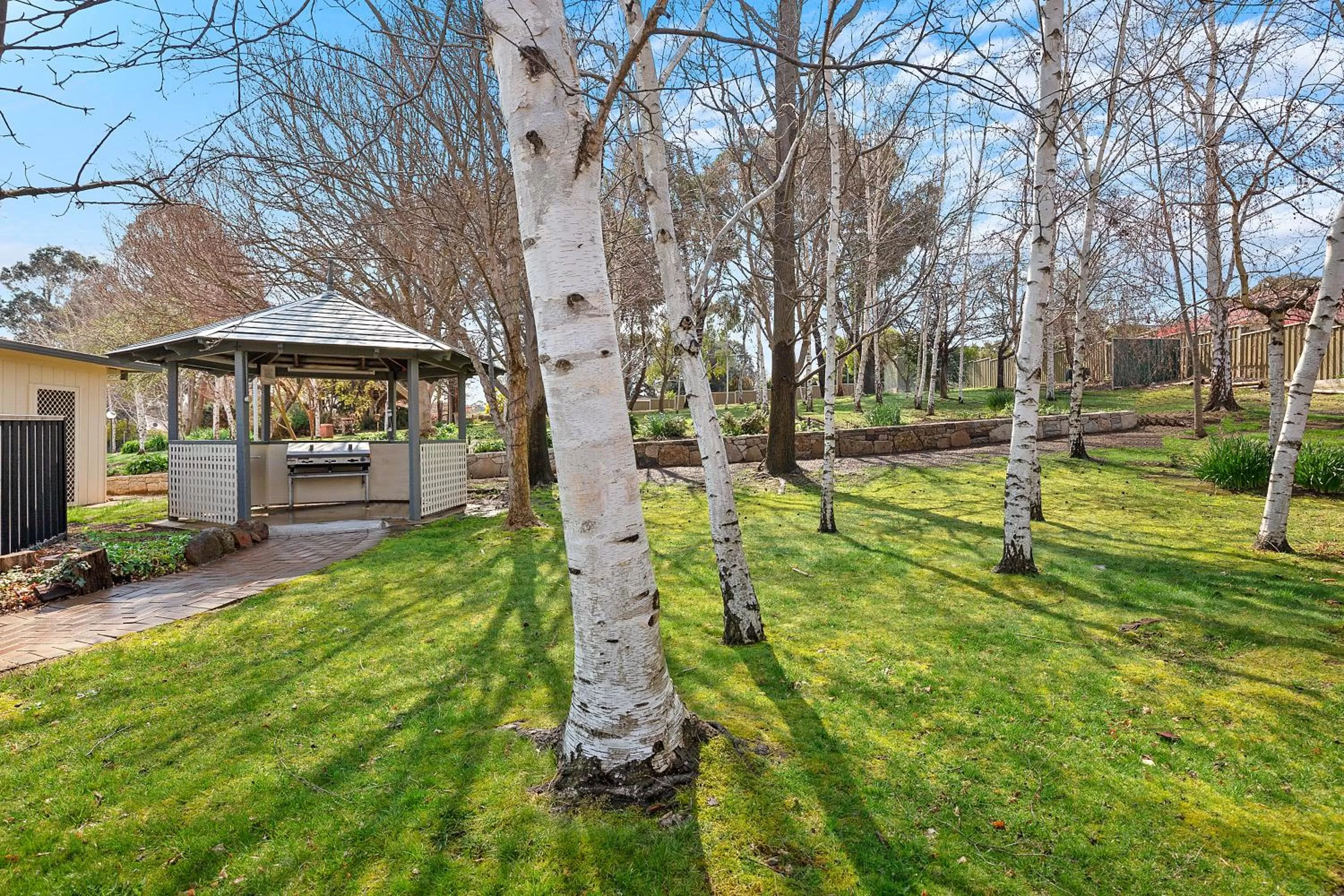 BBQ facilities in Thunderbird Motel Yass