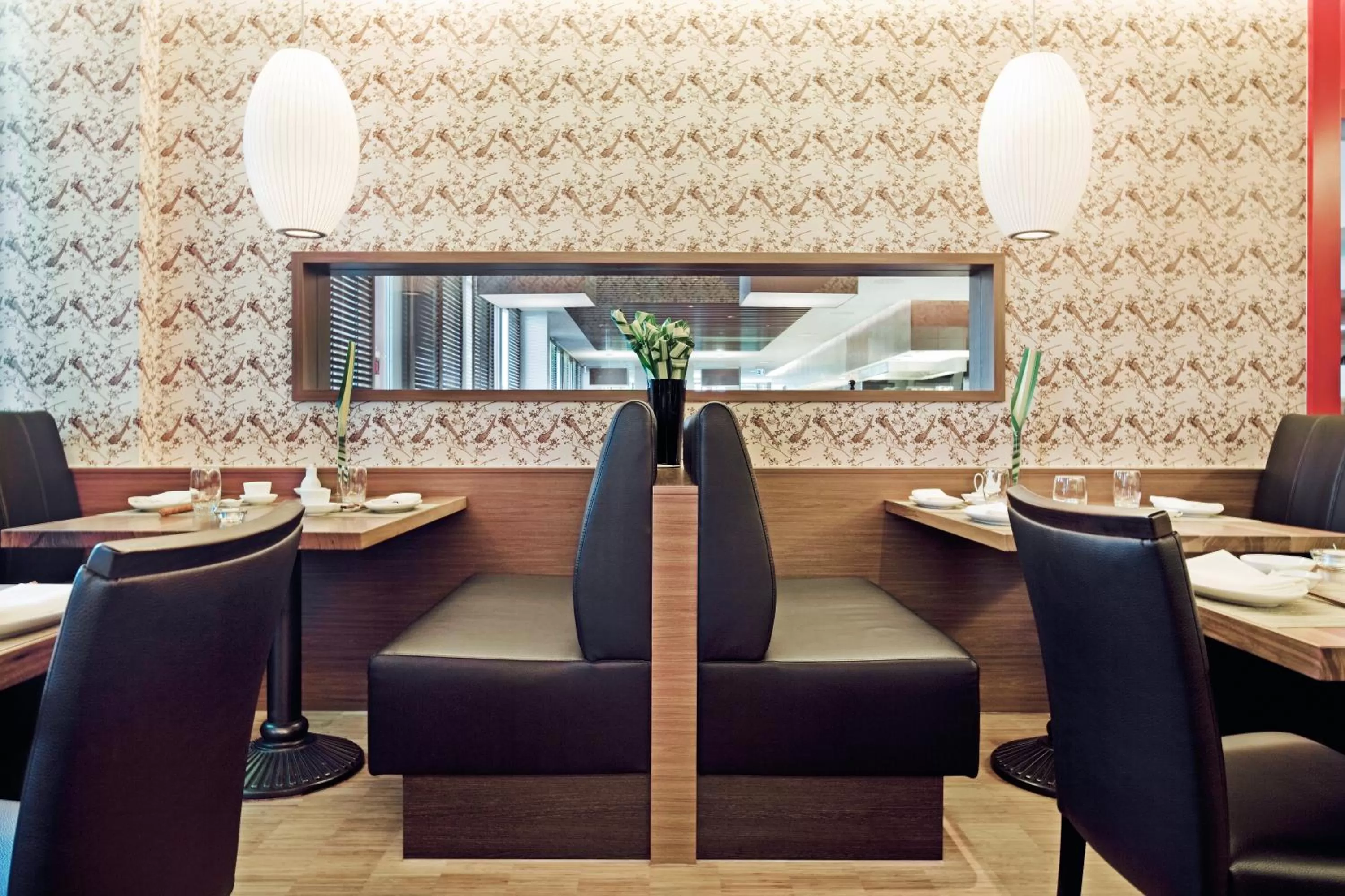 Restaurant/places to eat in Mövenpick Hotel Zurich Airport