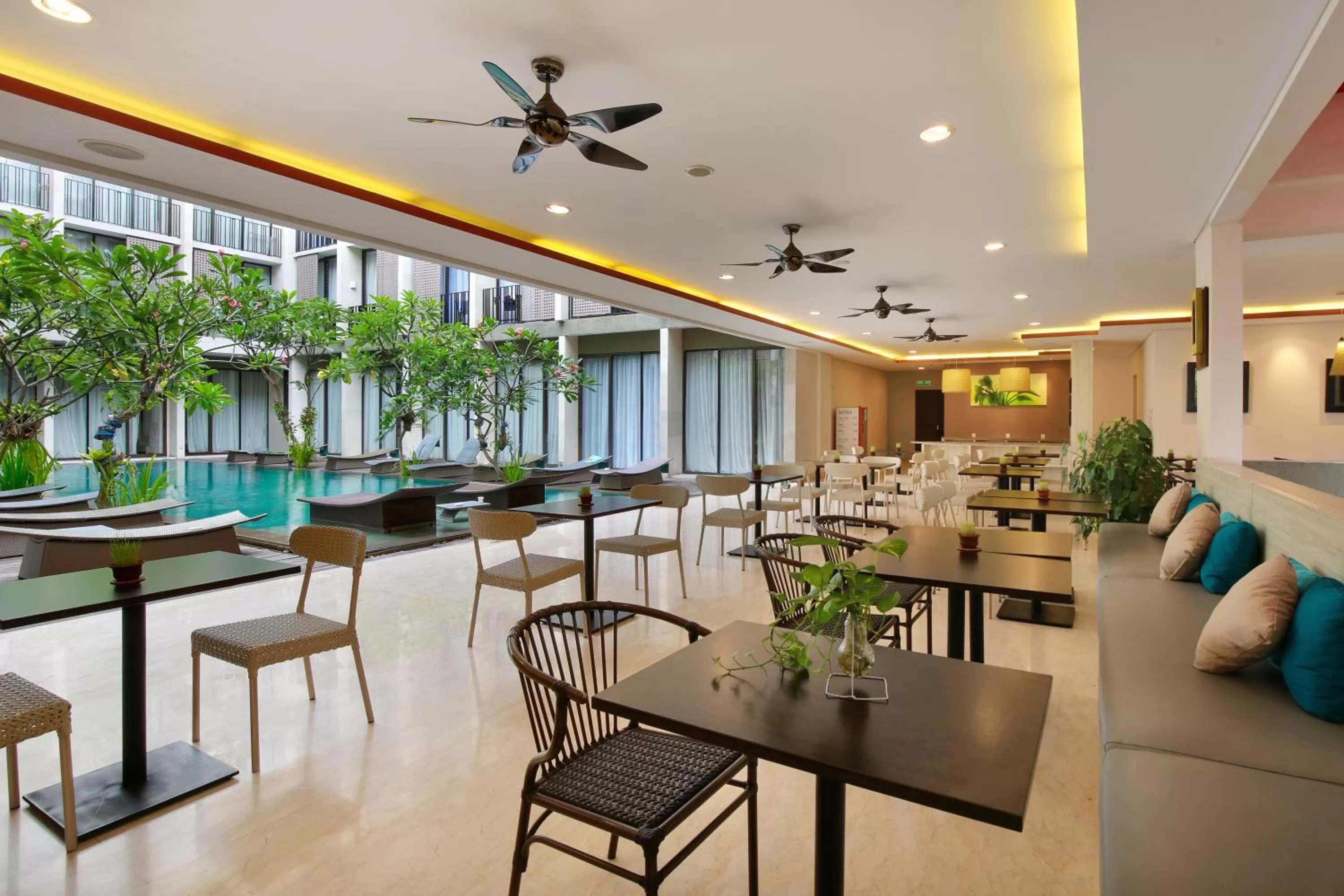 Restaurant/places to eat in Hotel Terrace at Kuta