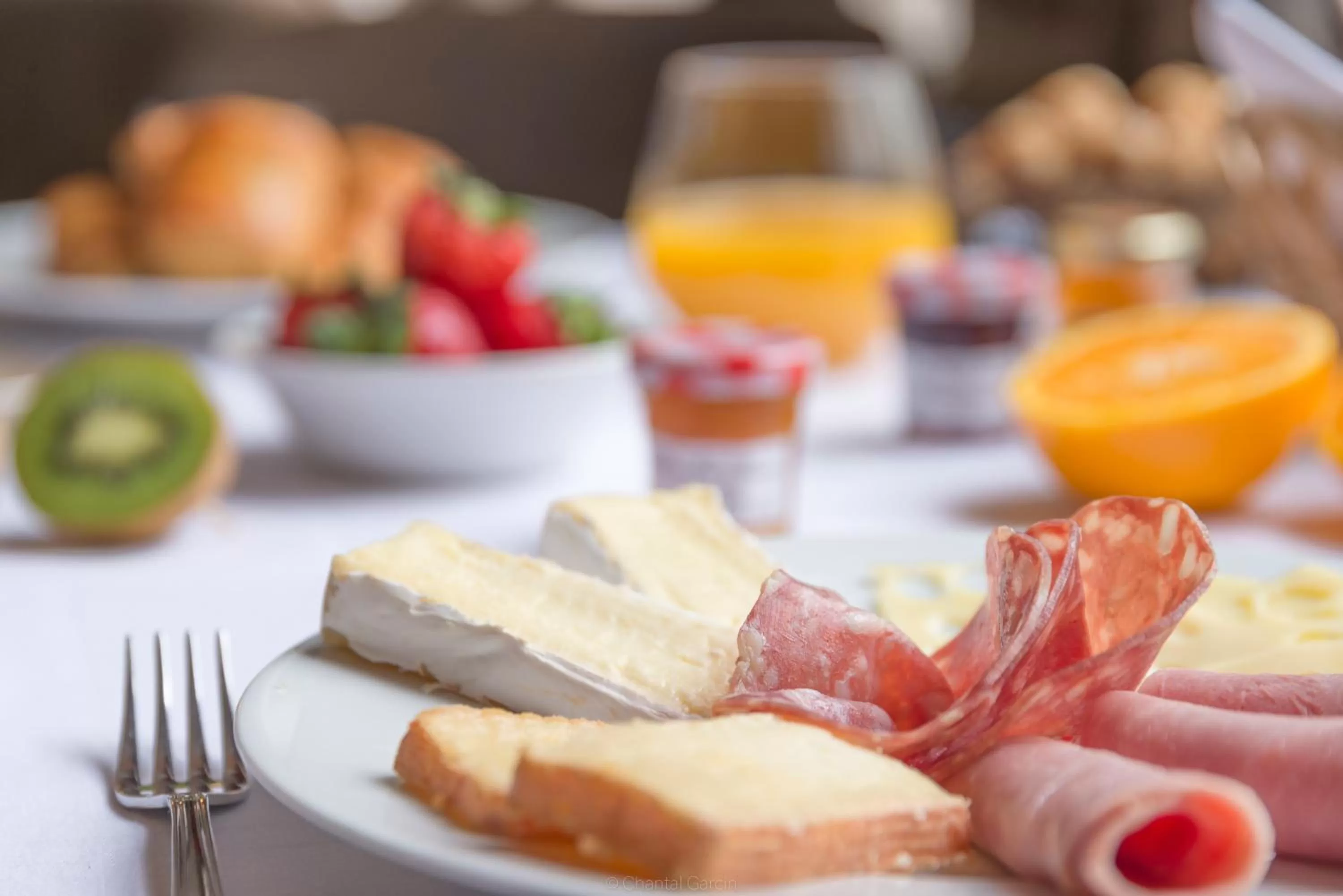 Buffet breakfast in Hôtel de L'univers