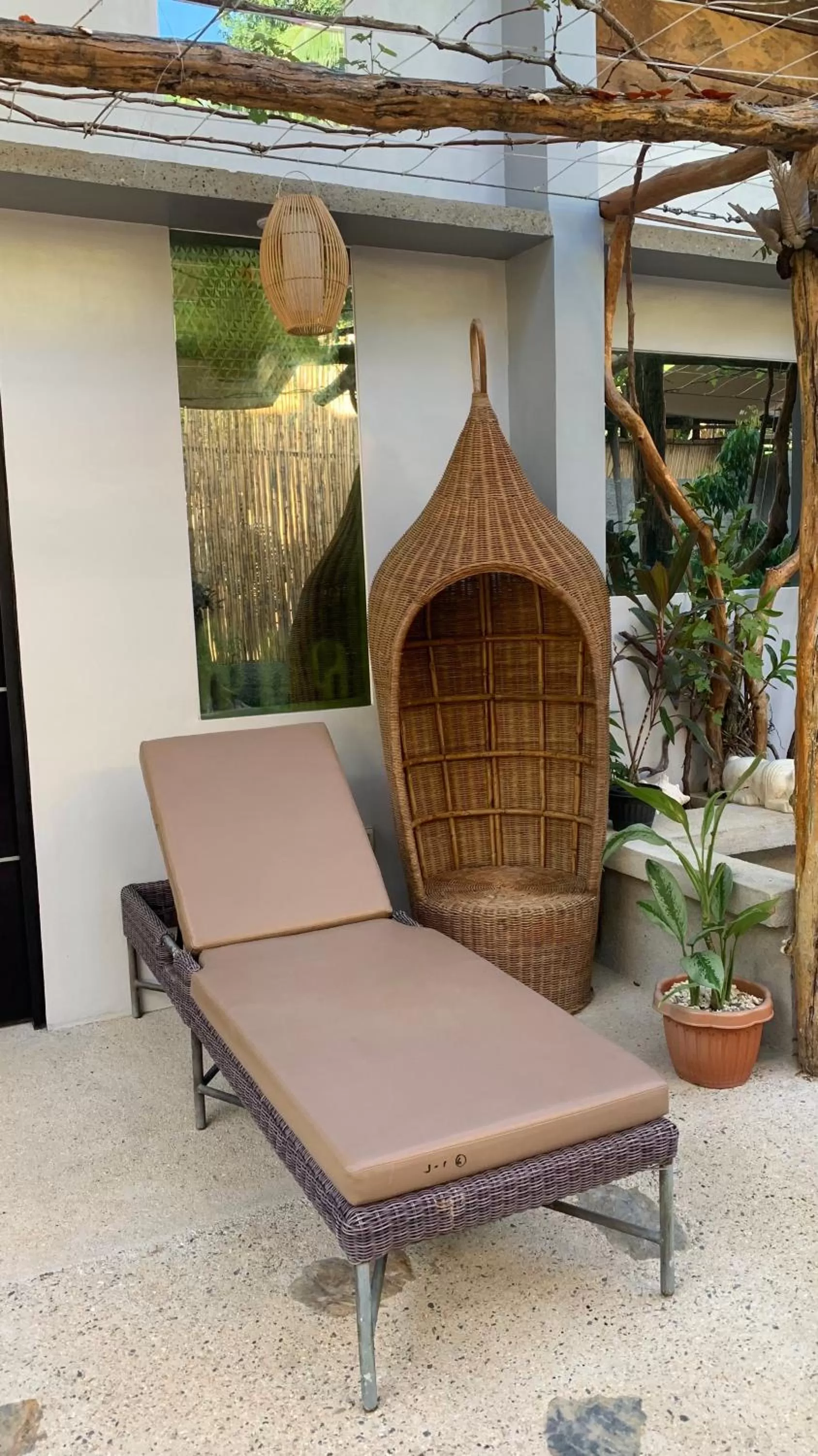 Seating area in Hidden of Cailan Inn