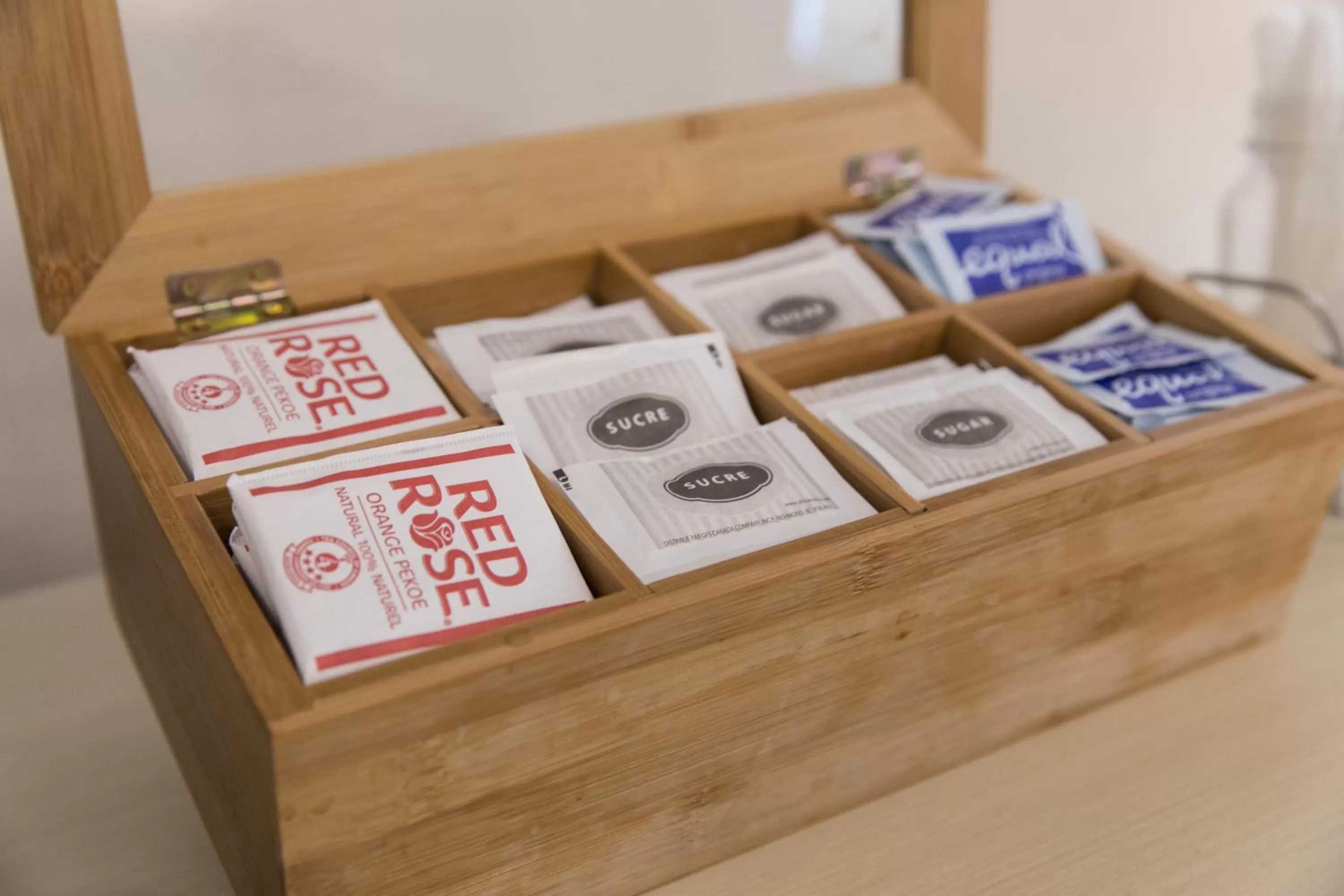 Business facilities in Days Inn by Wyndham Toronto West Mississauga