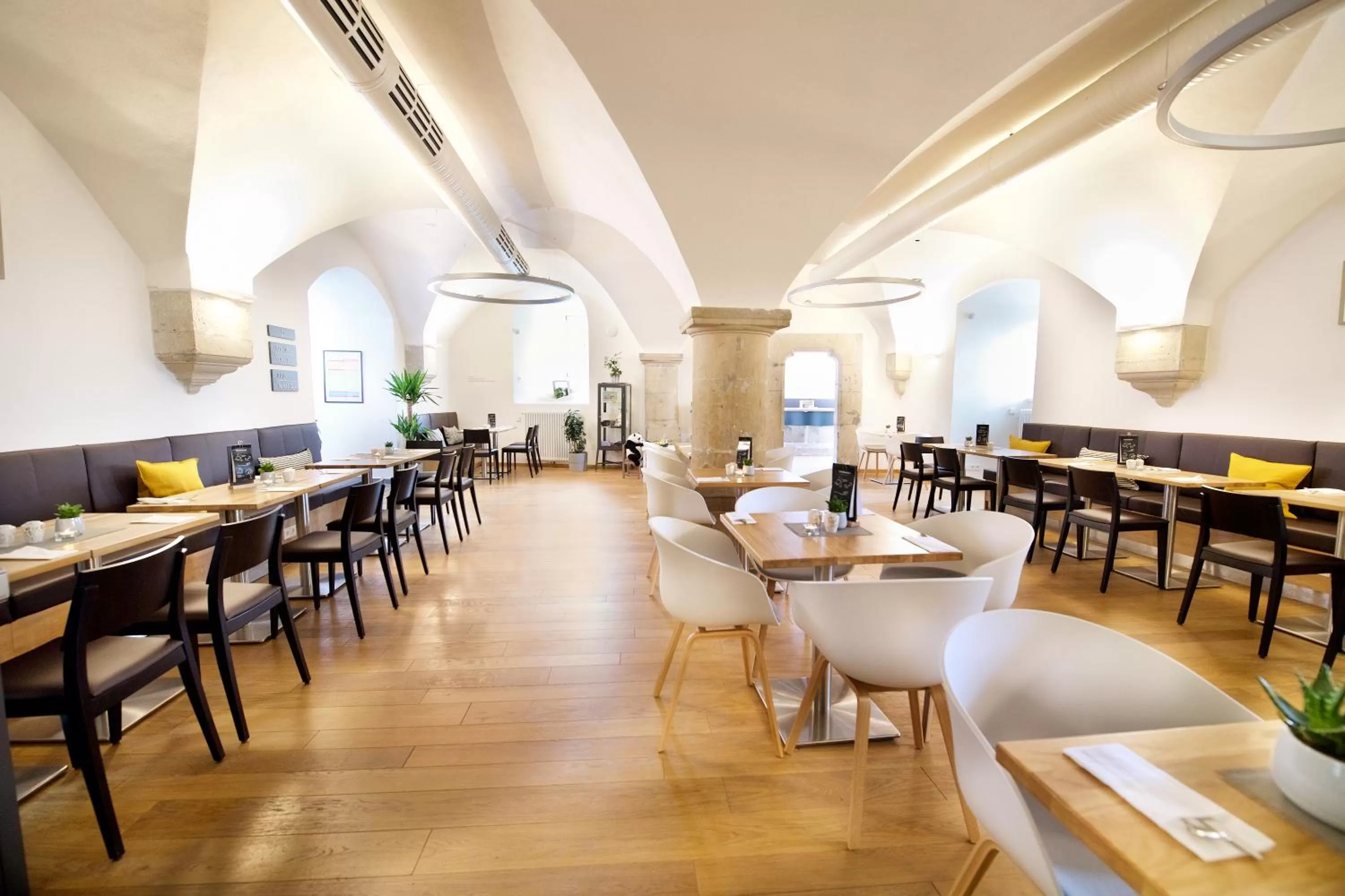 Restaurant/places to eat in JUFA Hotel Kronach – Festung Rosenberg