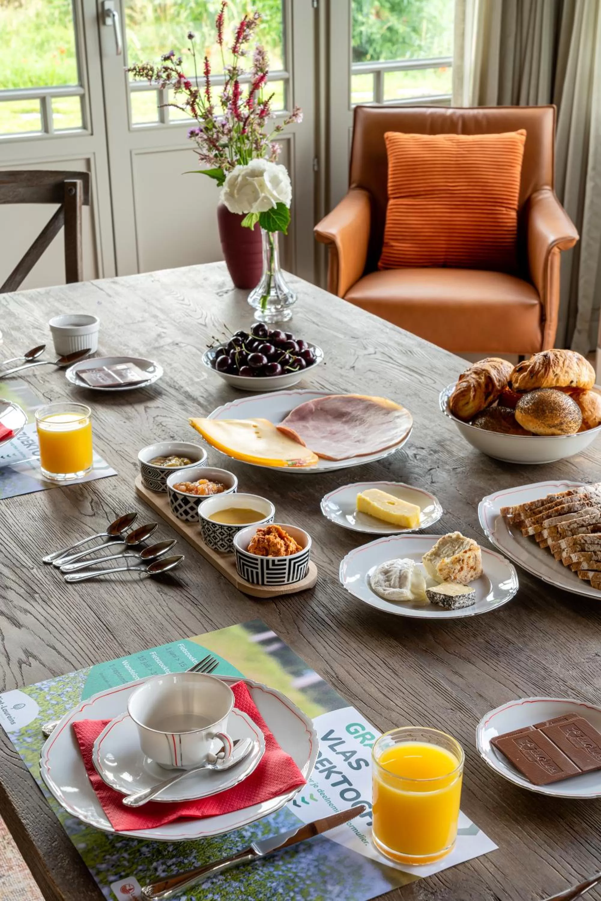 Breakfast in B&B De Hemelse Polder