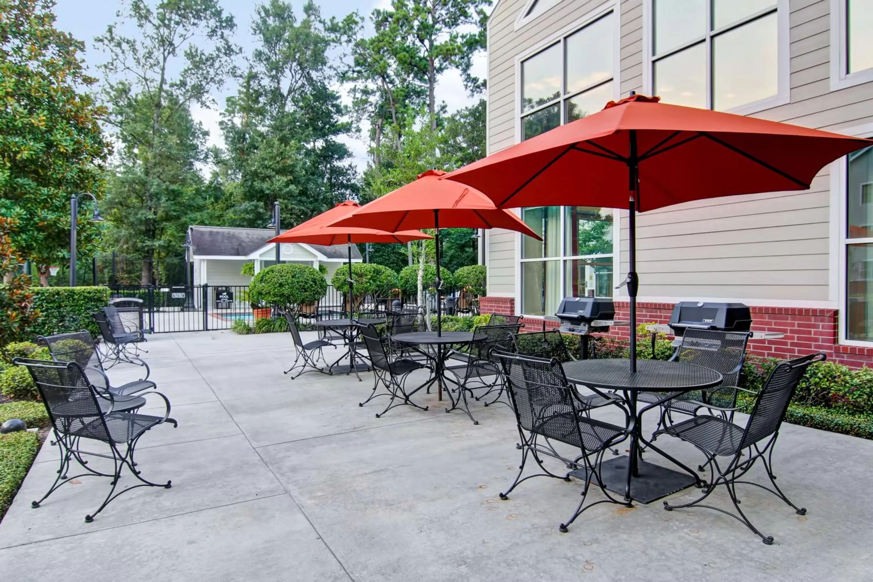 Patio in Homewood Suites Houston Kingwood Parc Airport Area