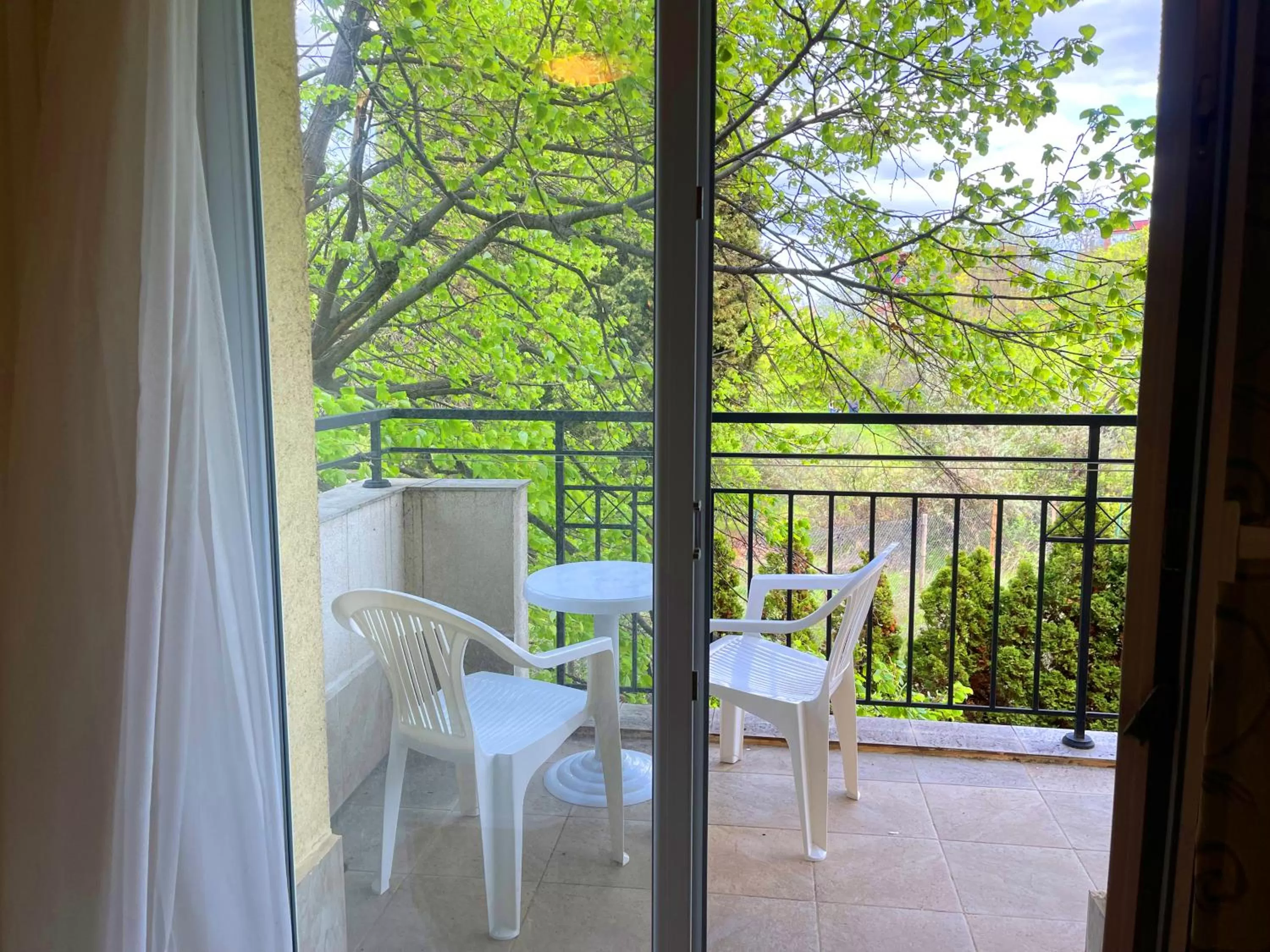 Spring in Ravda Family Resort. Park&Sea