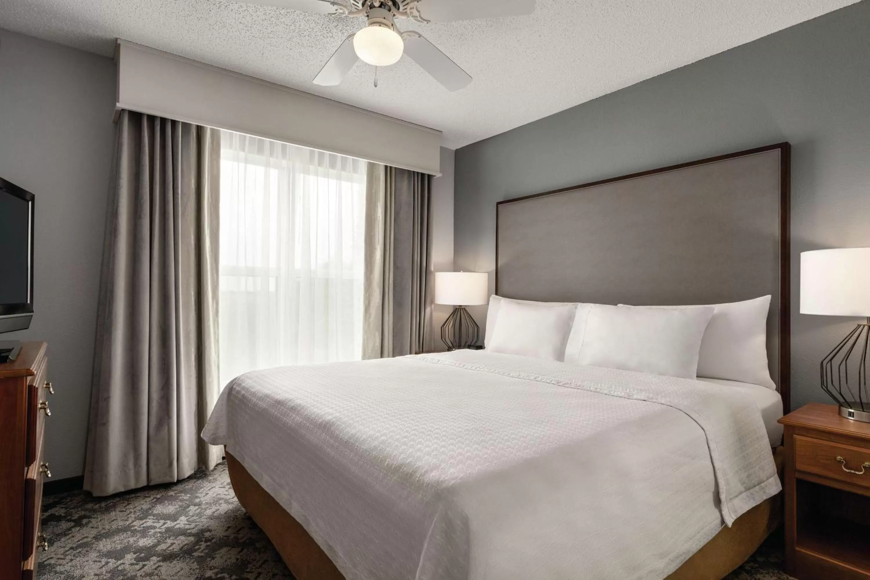 Bedroom, Bed in Homewood Suites by Hilton Corpus Christi
